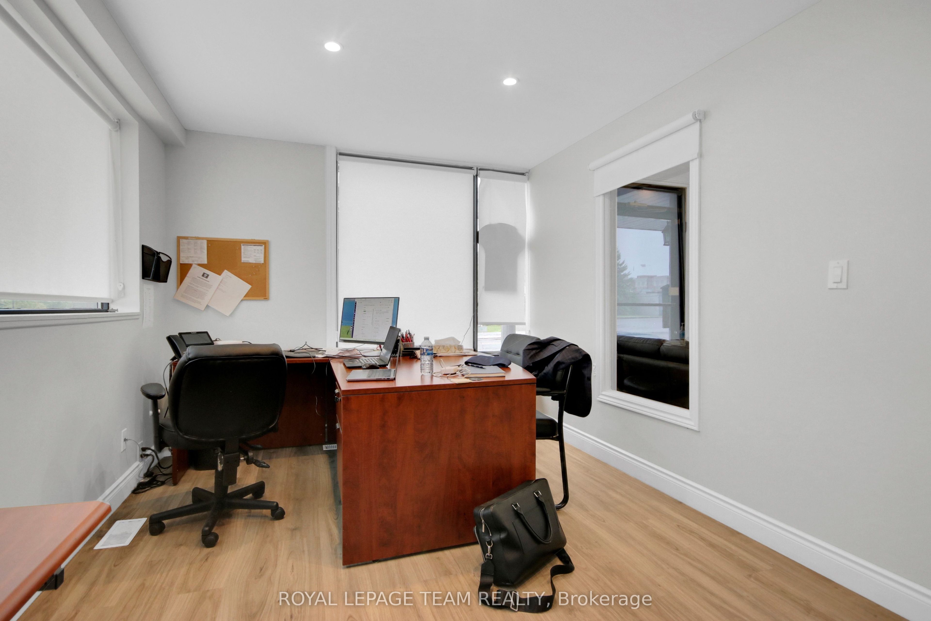 1901 Bank Street Property Photo 15