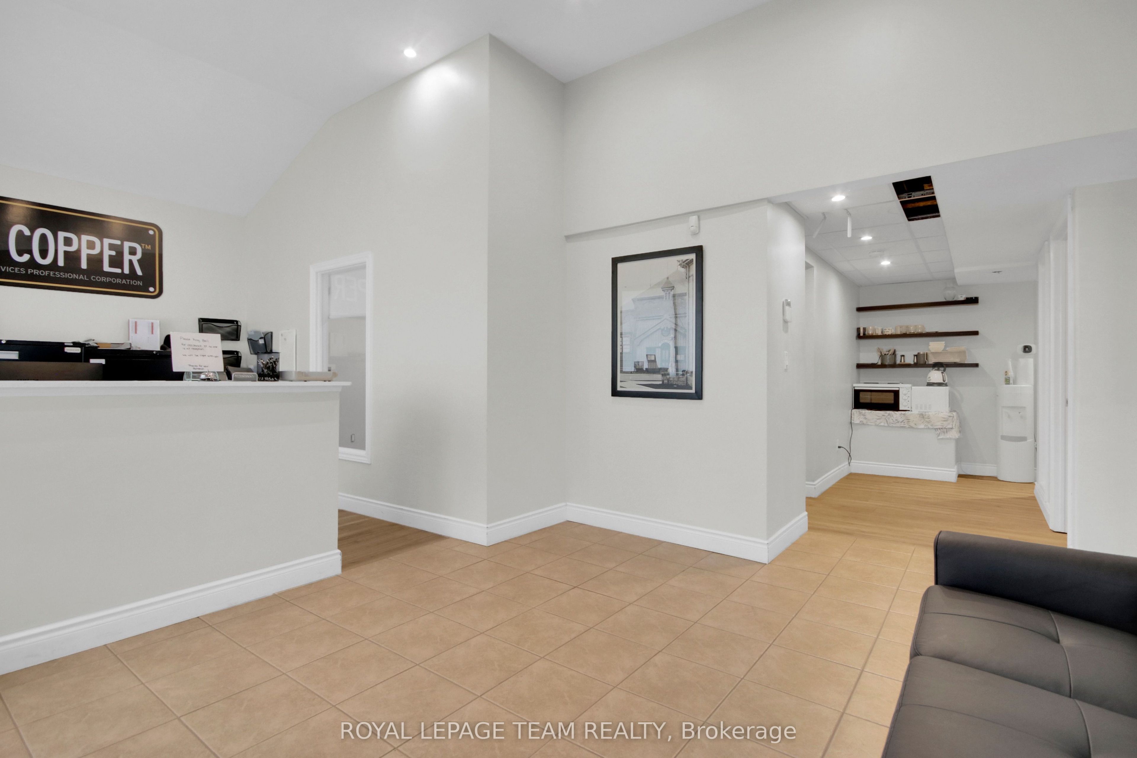 1901 Bank Street Property Photo 20