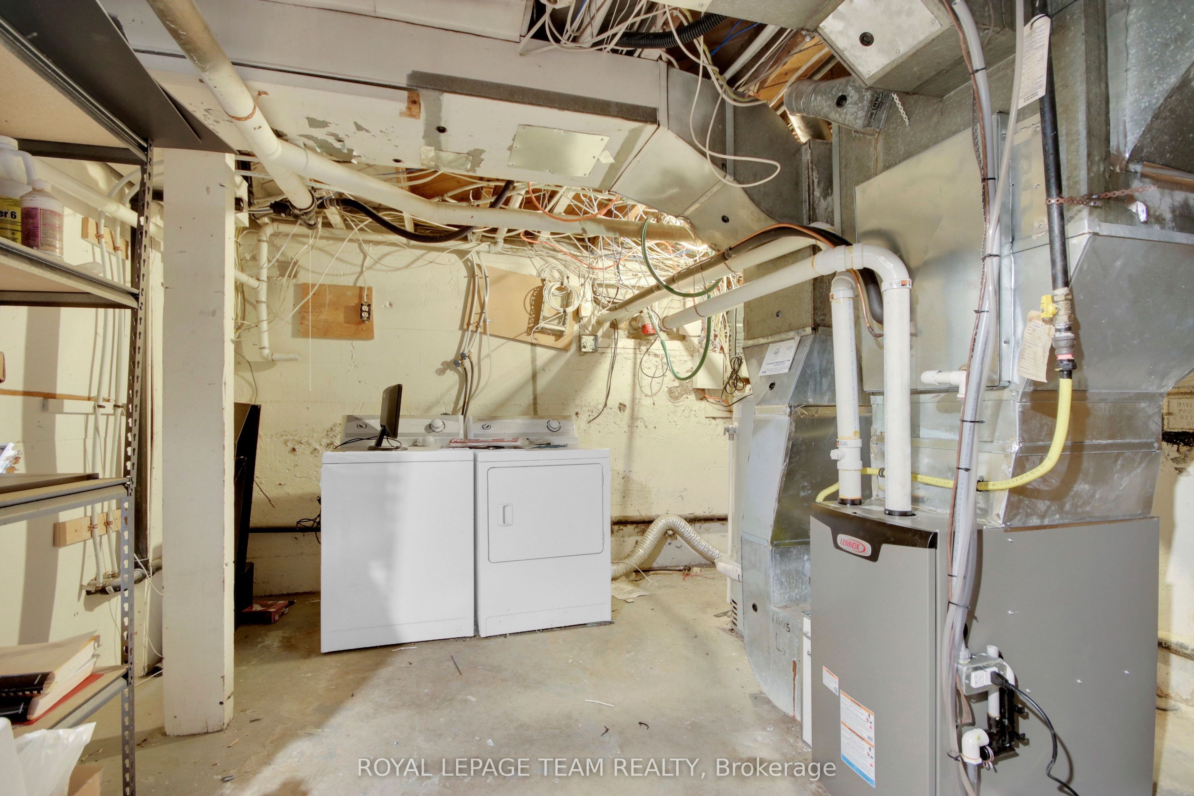 1901 Bank Street Property Photo 27