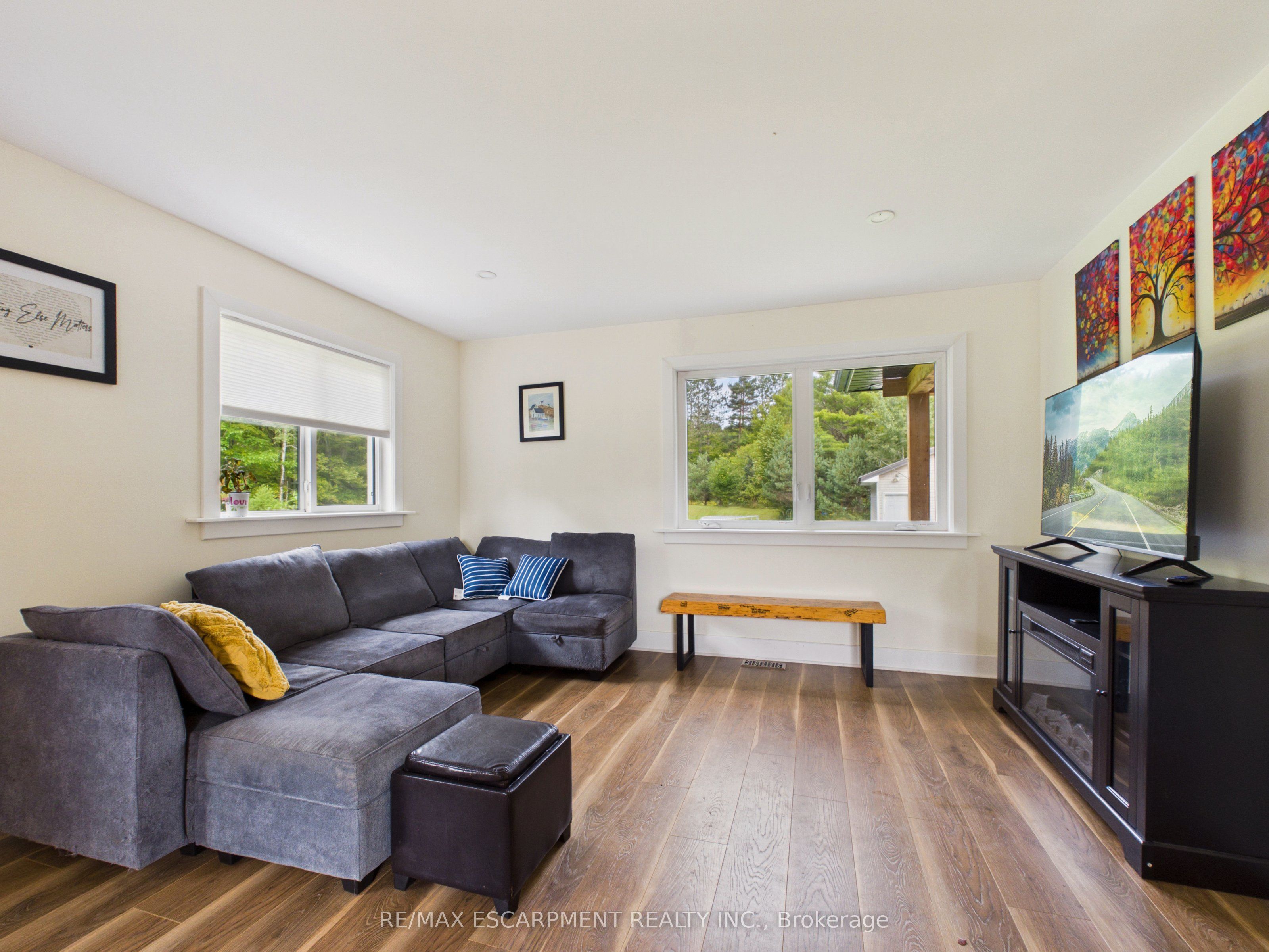 400 Raymond Road Property Photo 14