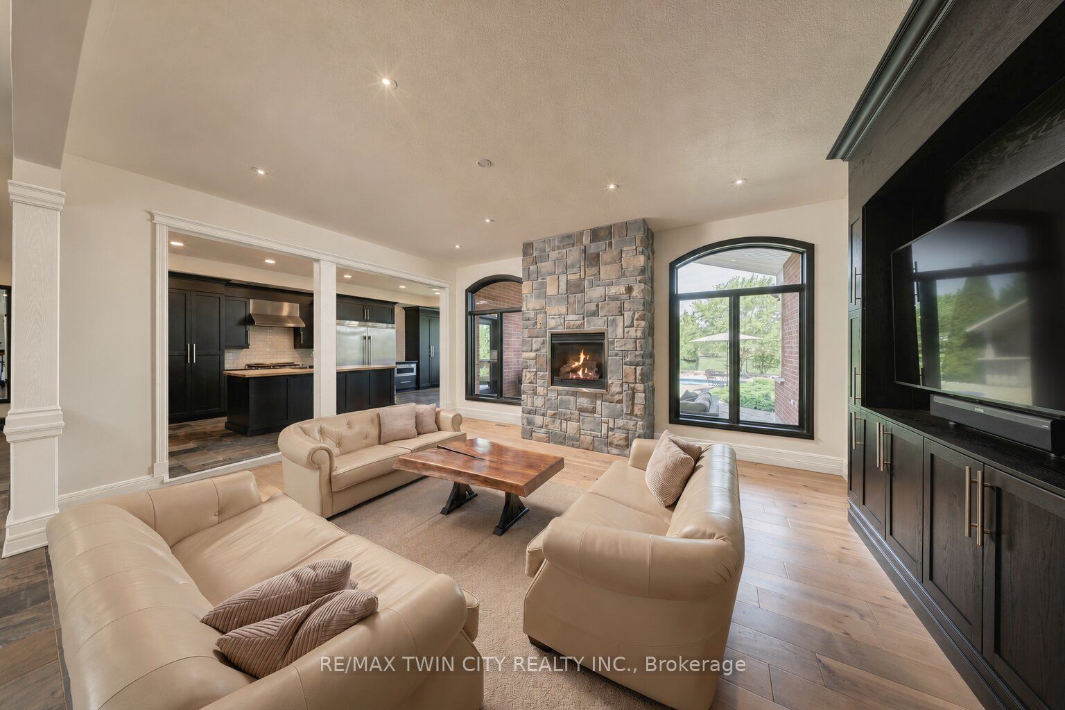 5 Tysons Way Property Photo 6
