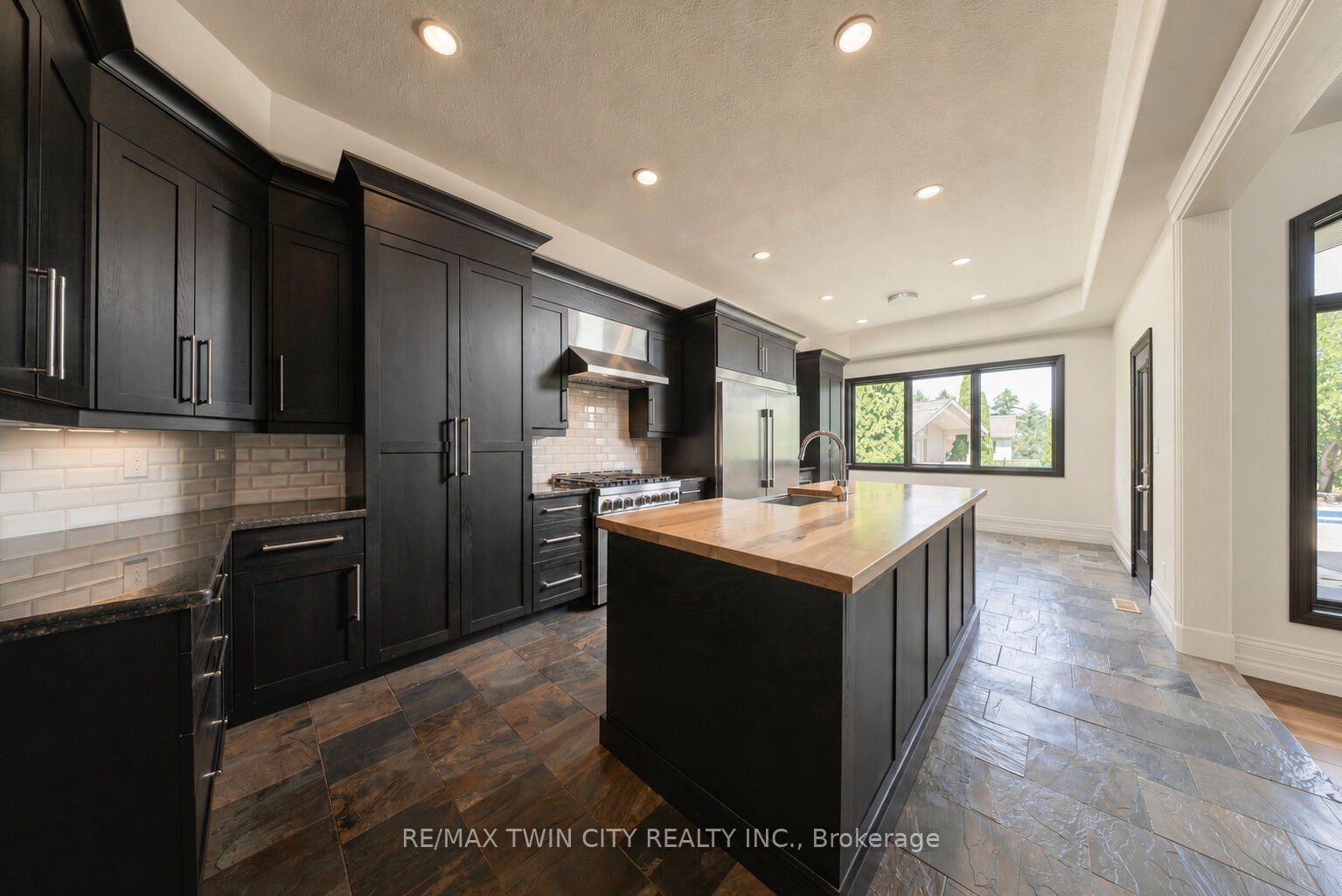 5 Tysons Way Property Photo 17