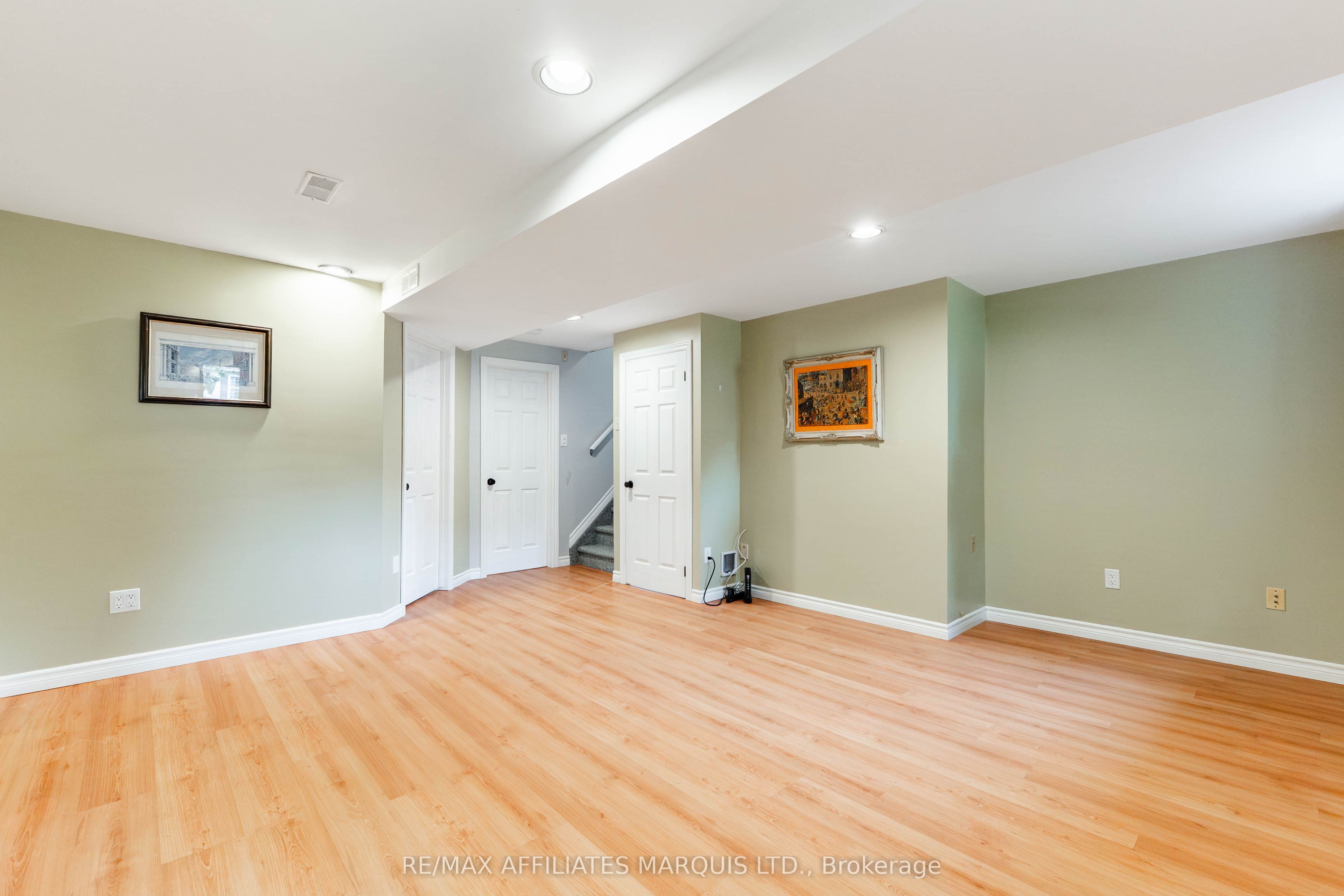 361 Angela Crescent Property Photo 29