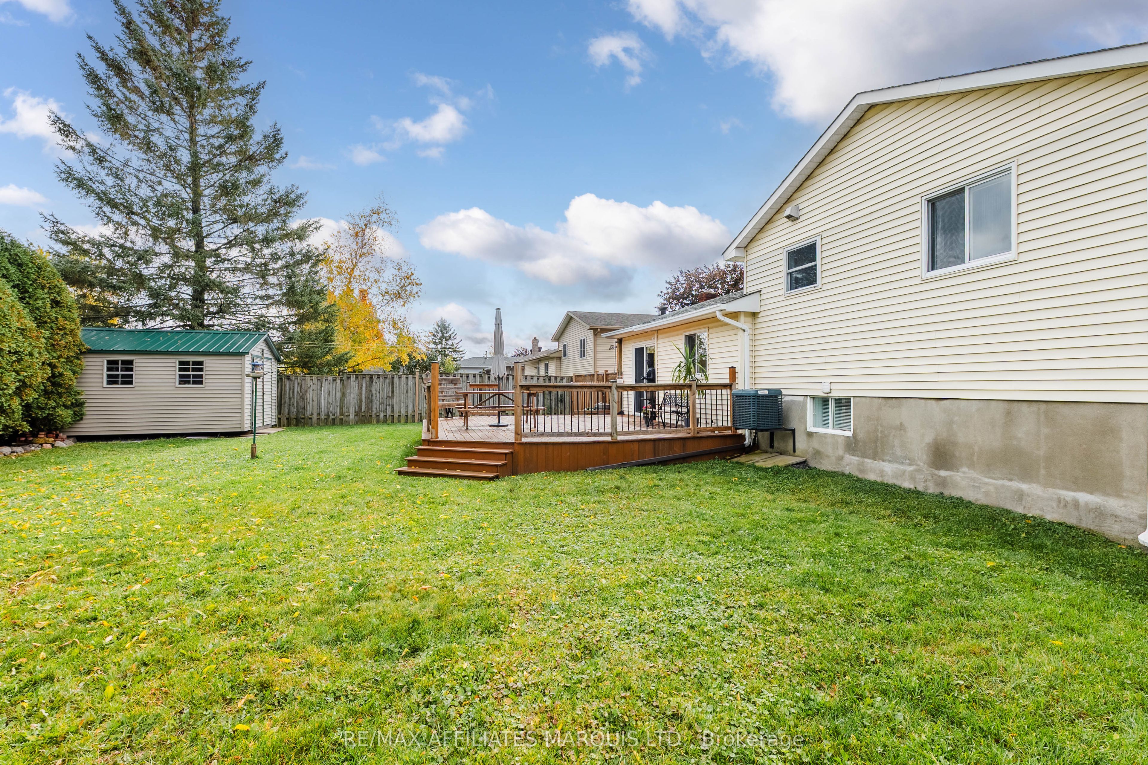 361 Angela Crescent Property Photo 38
