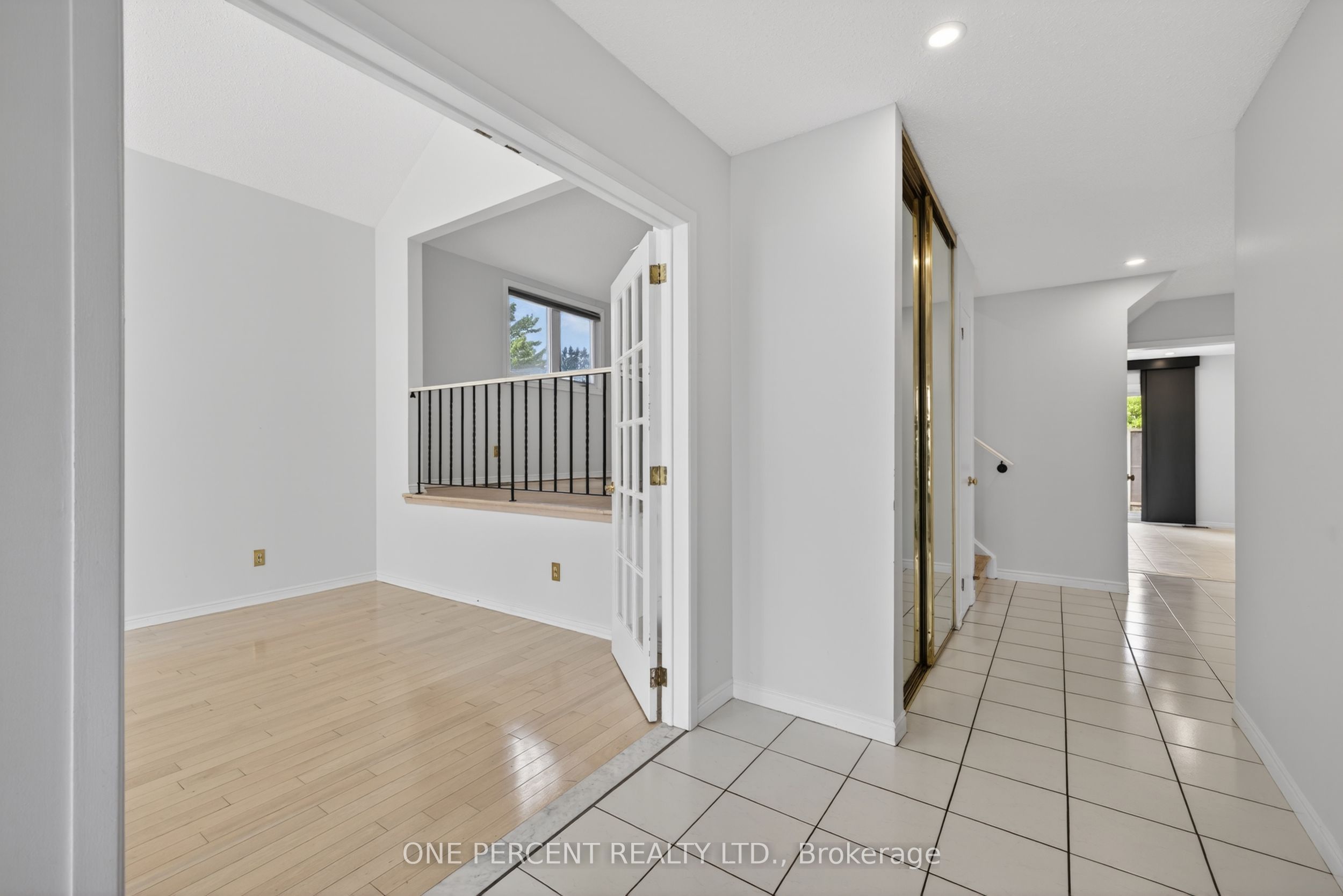 6343 Mattice Avenue Property Photo 3