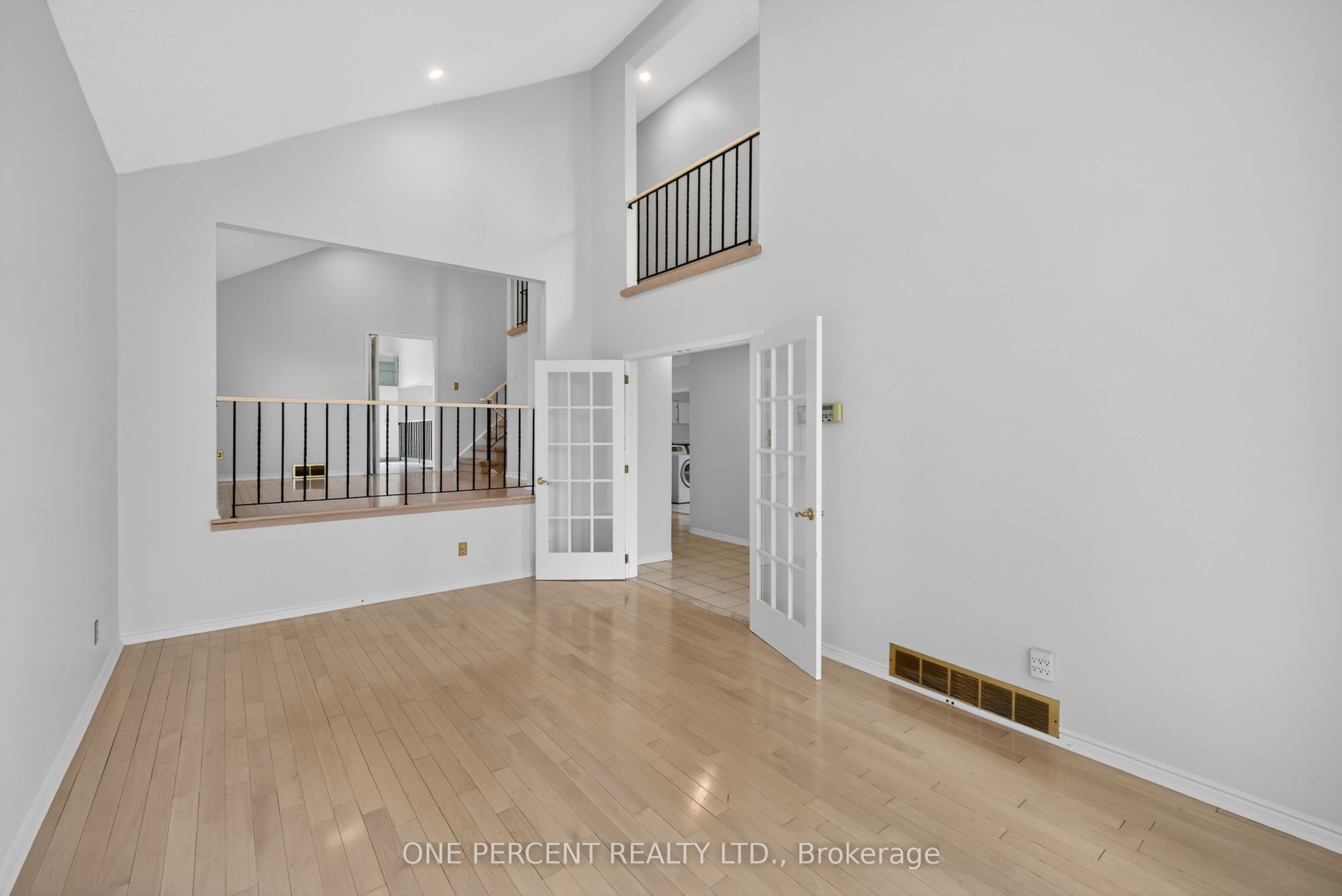 6343 Mattice Avenue Property Photo 8