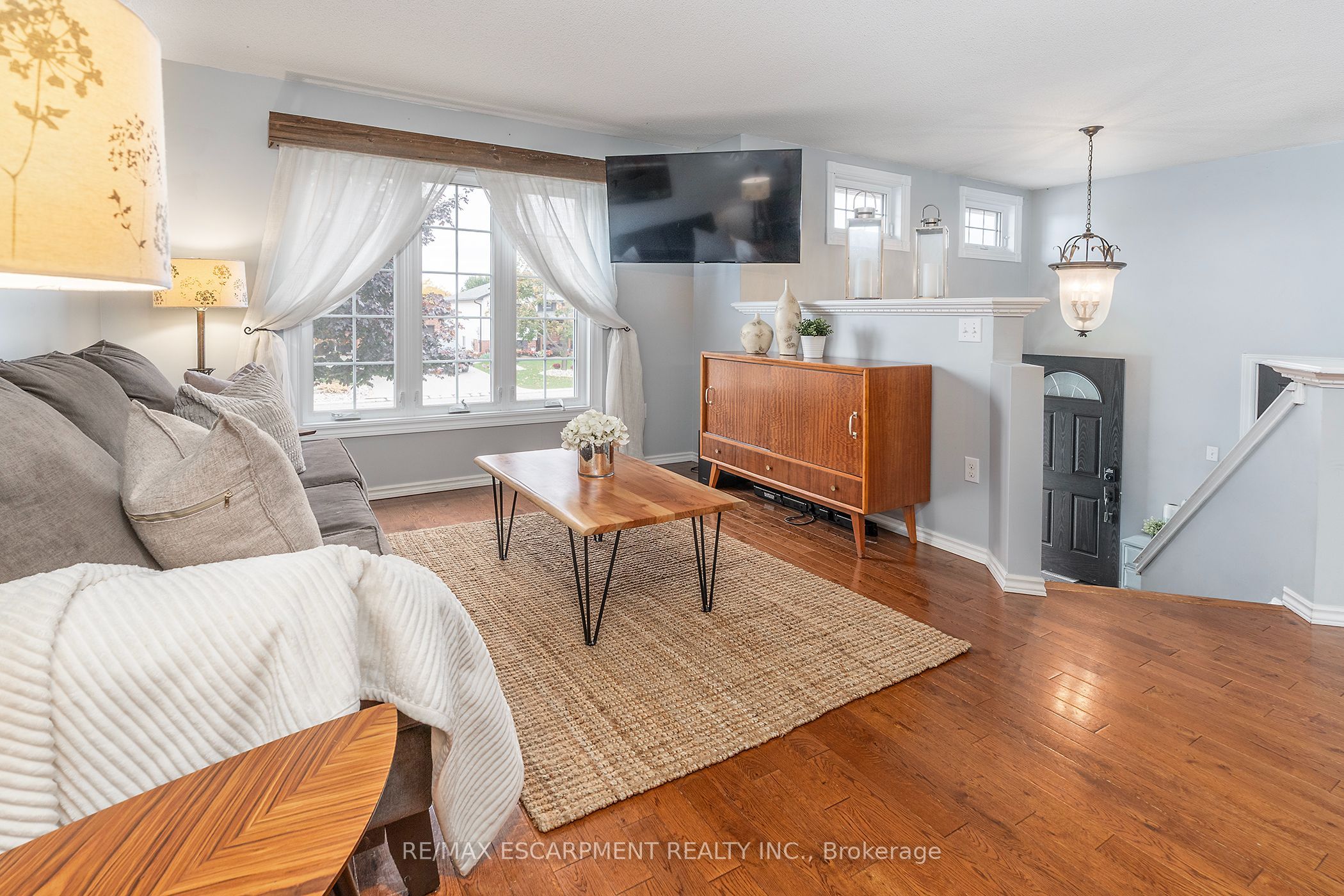 6 Stuart Street Property Photo 6