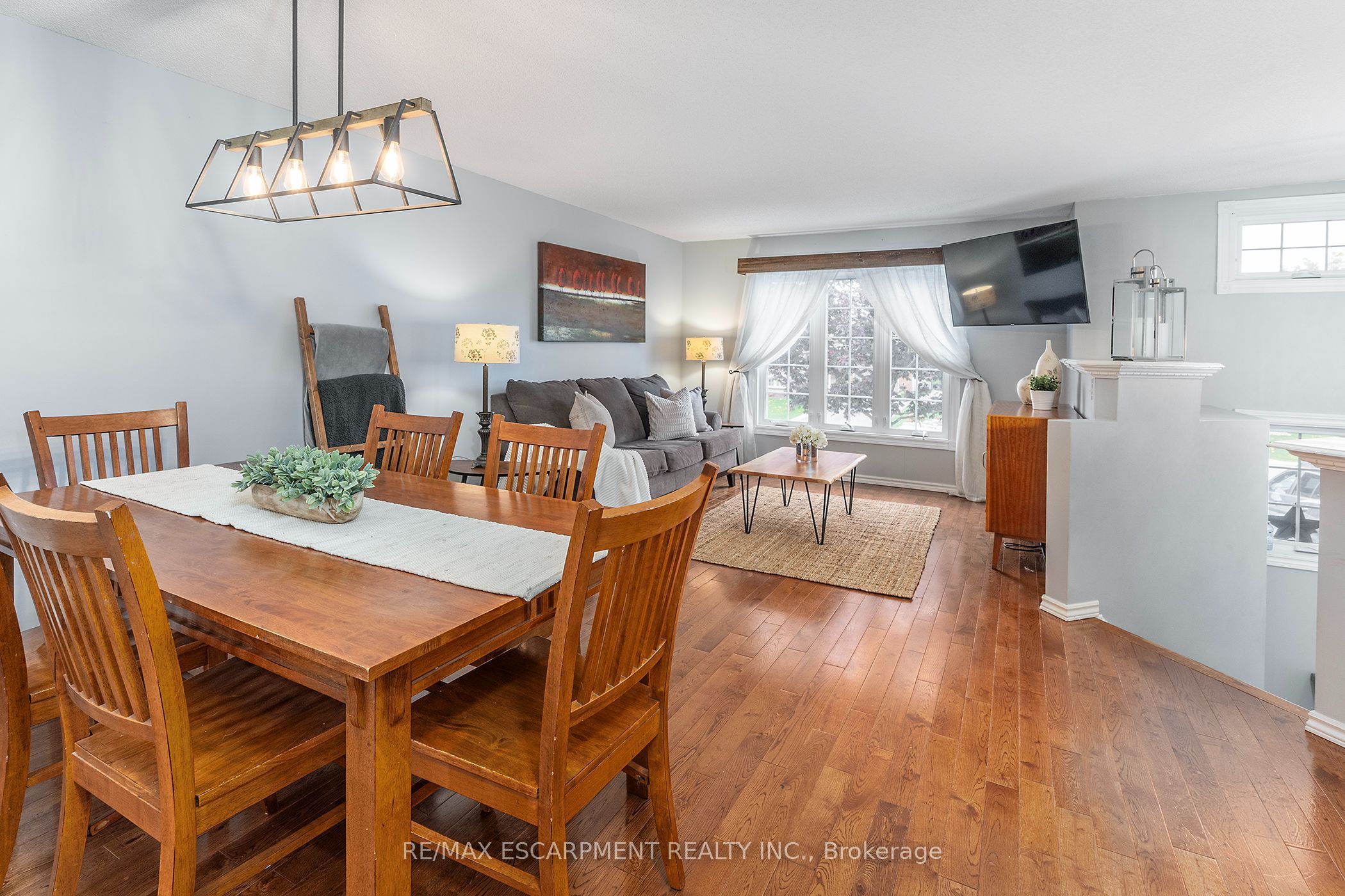6 Stuart Street Property Photo 10