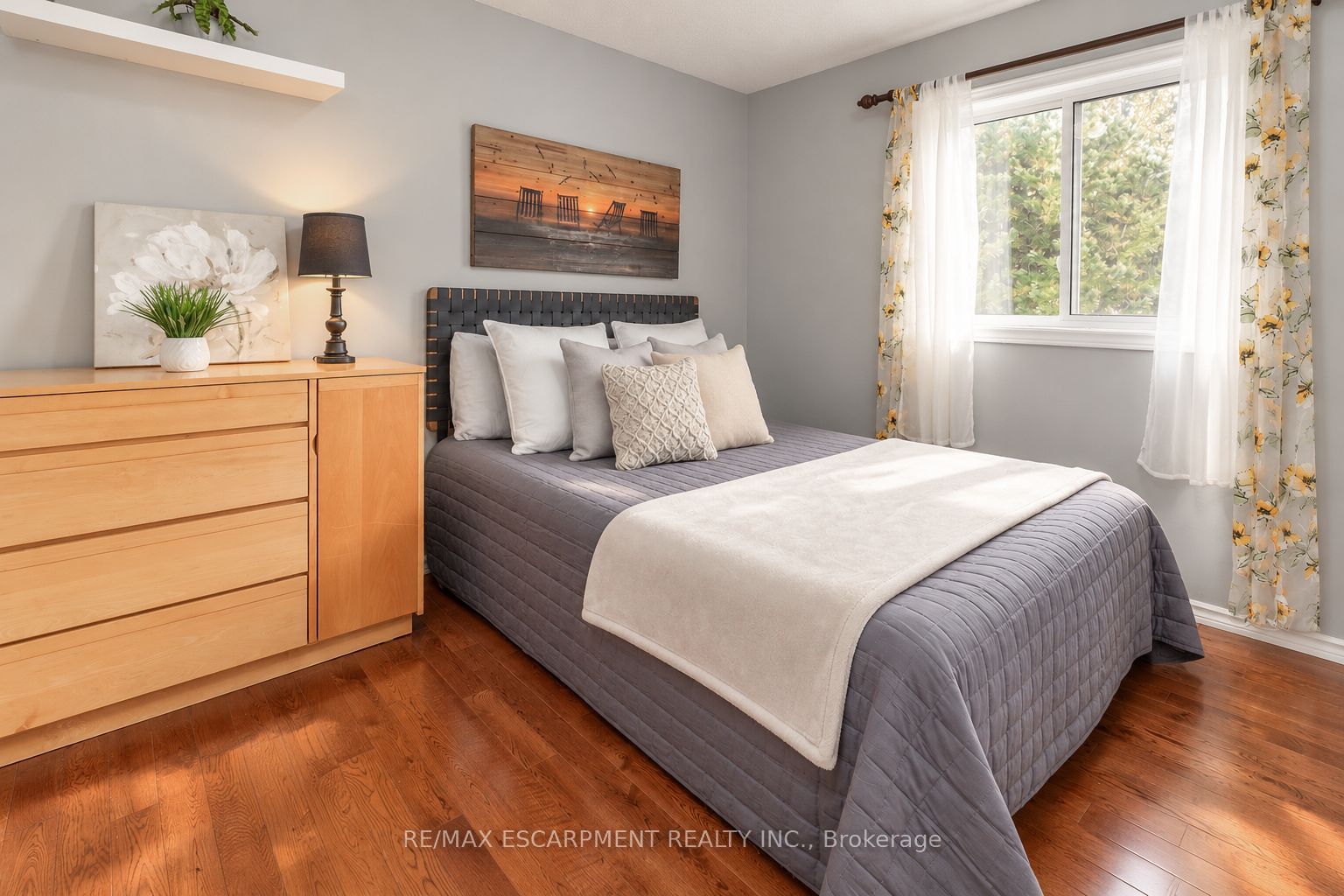 6 Stuart Street Property Photo 19
