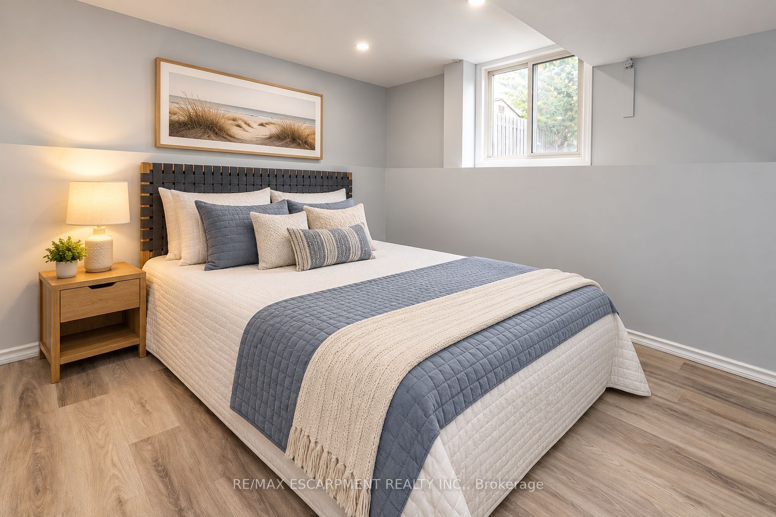 6 Stuart Street Property Photo 23