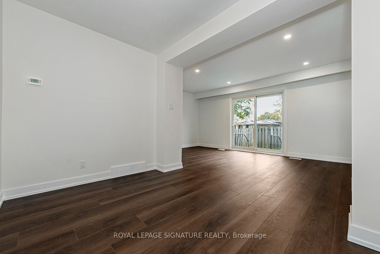 20 Anna Capri Drive 3 Property Photo 16