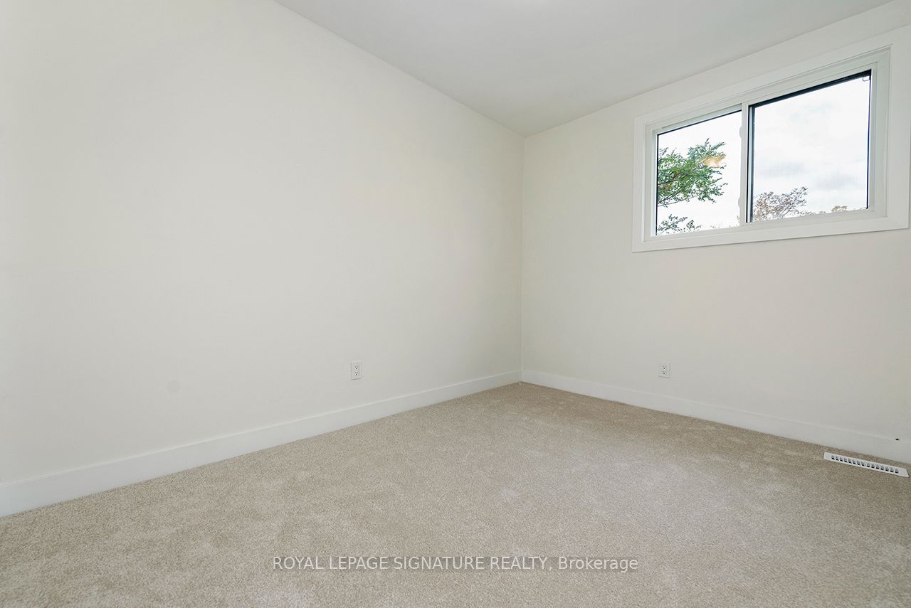 20 Anna Capri Drive 3 Property Photo 27