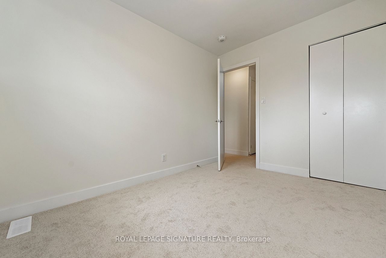 20 Anna Capri Drive 3 Property Photo 28