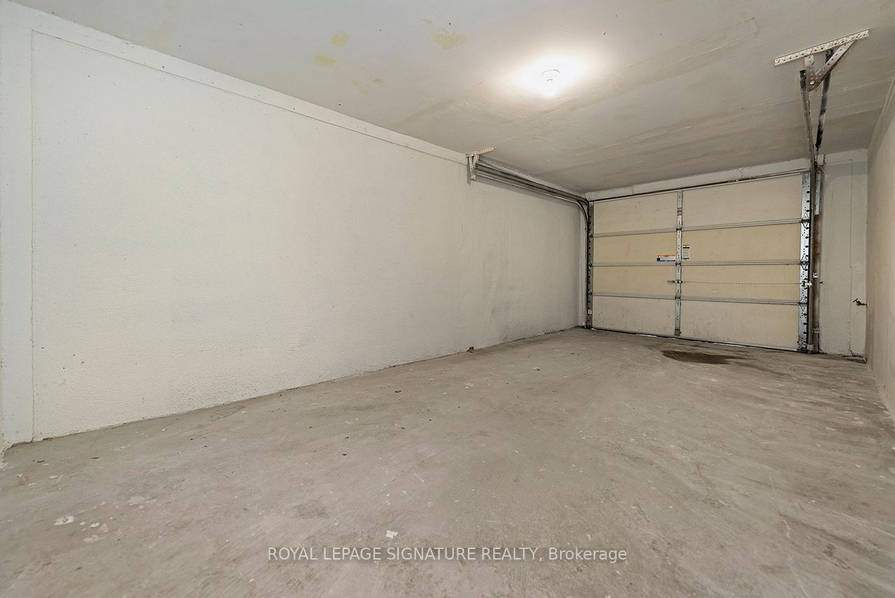 20 Anna Capri Drive 3 Property Photo 34