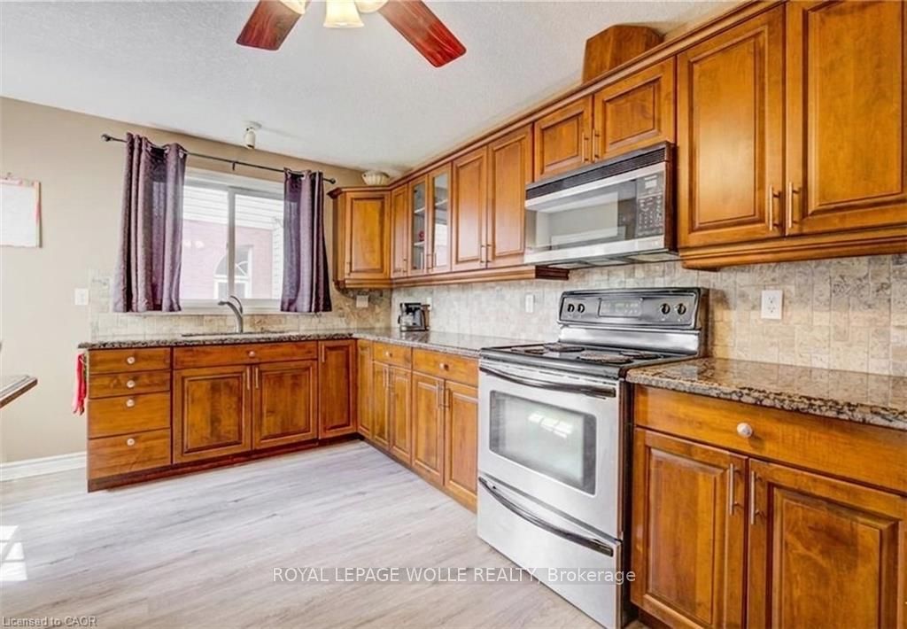 599 Coldstream Drive Property Photo 11