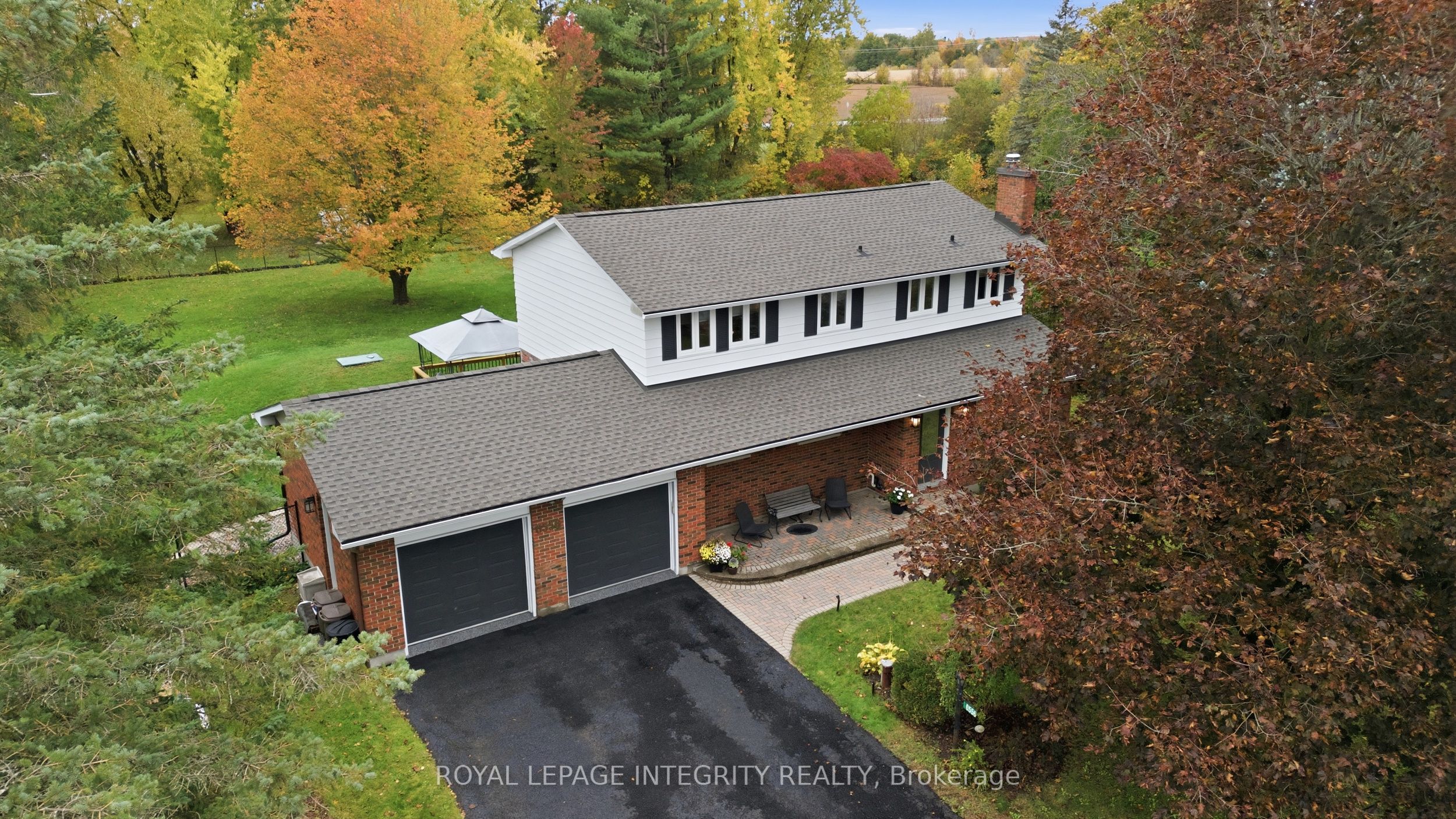 6556 Michelangelo Court Property Photo 1