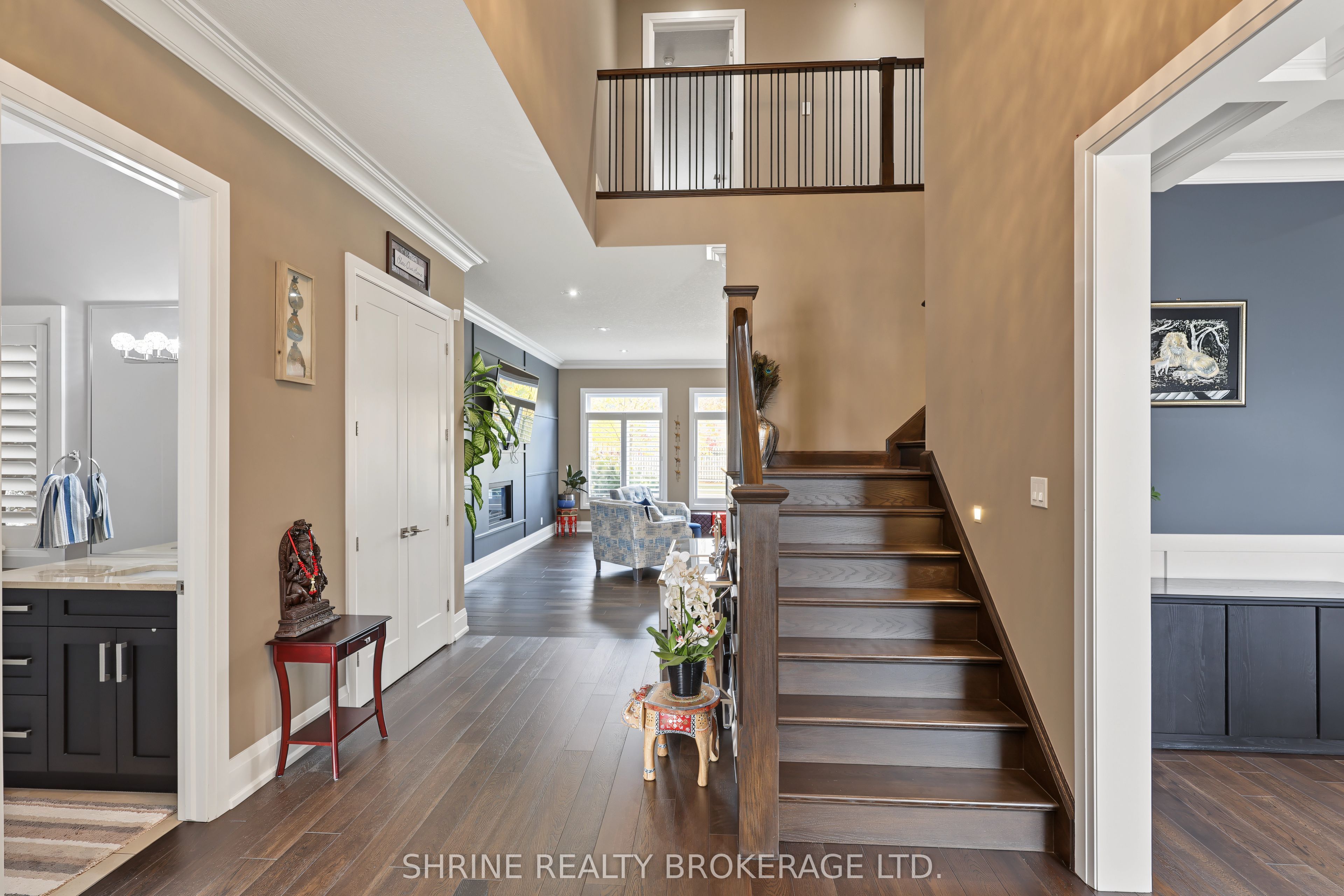 977 Longworth Road Property Photo 2