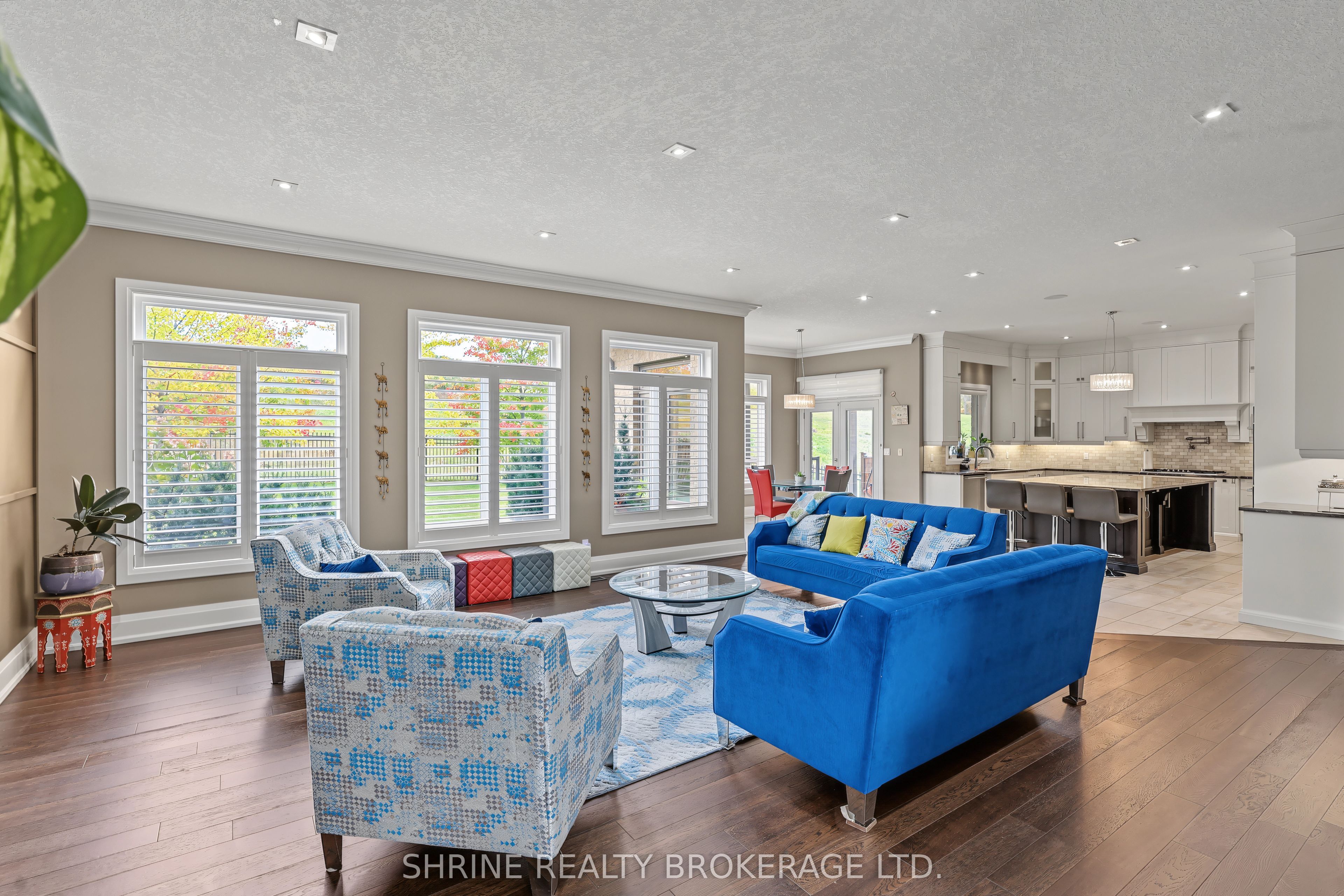 977 Longworth Road Property Photo 7