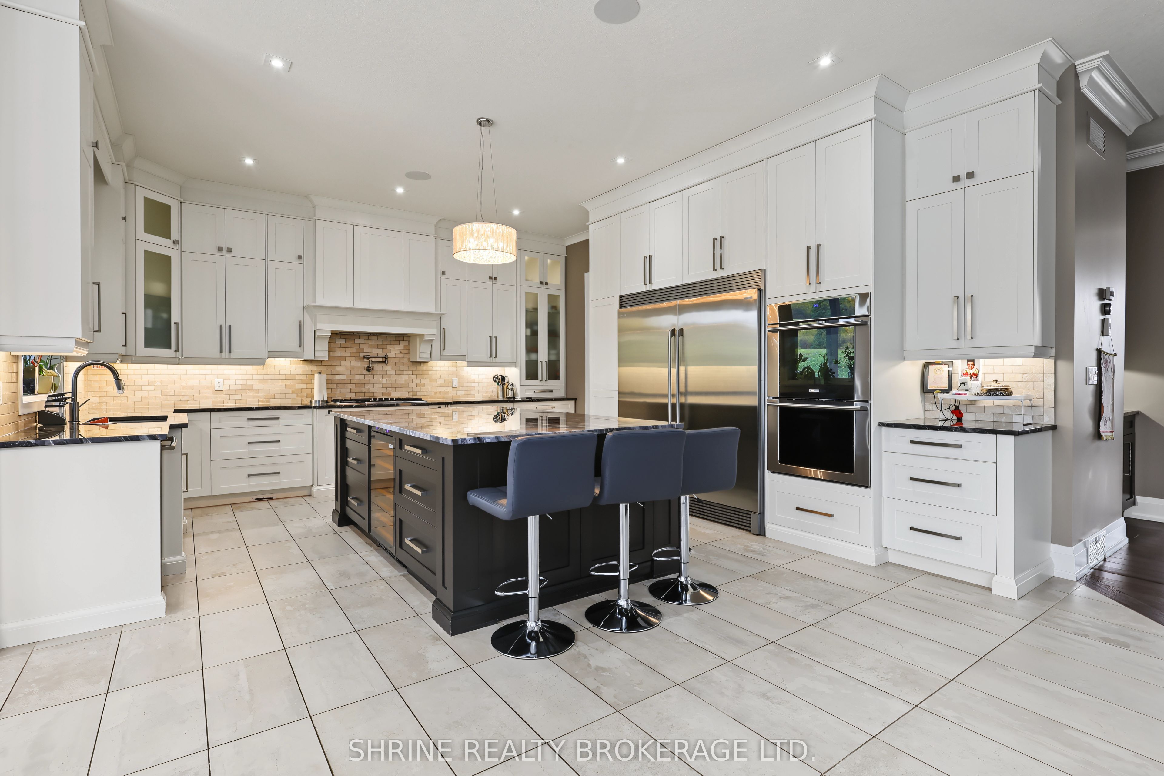 977 Longworth Road Property Photo 10