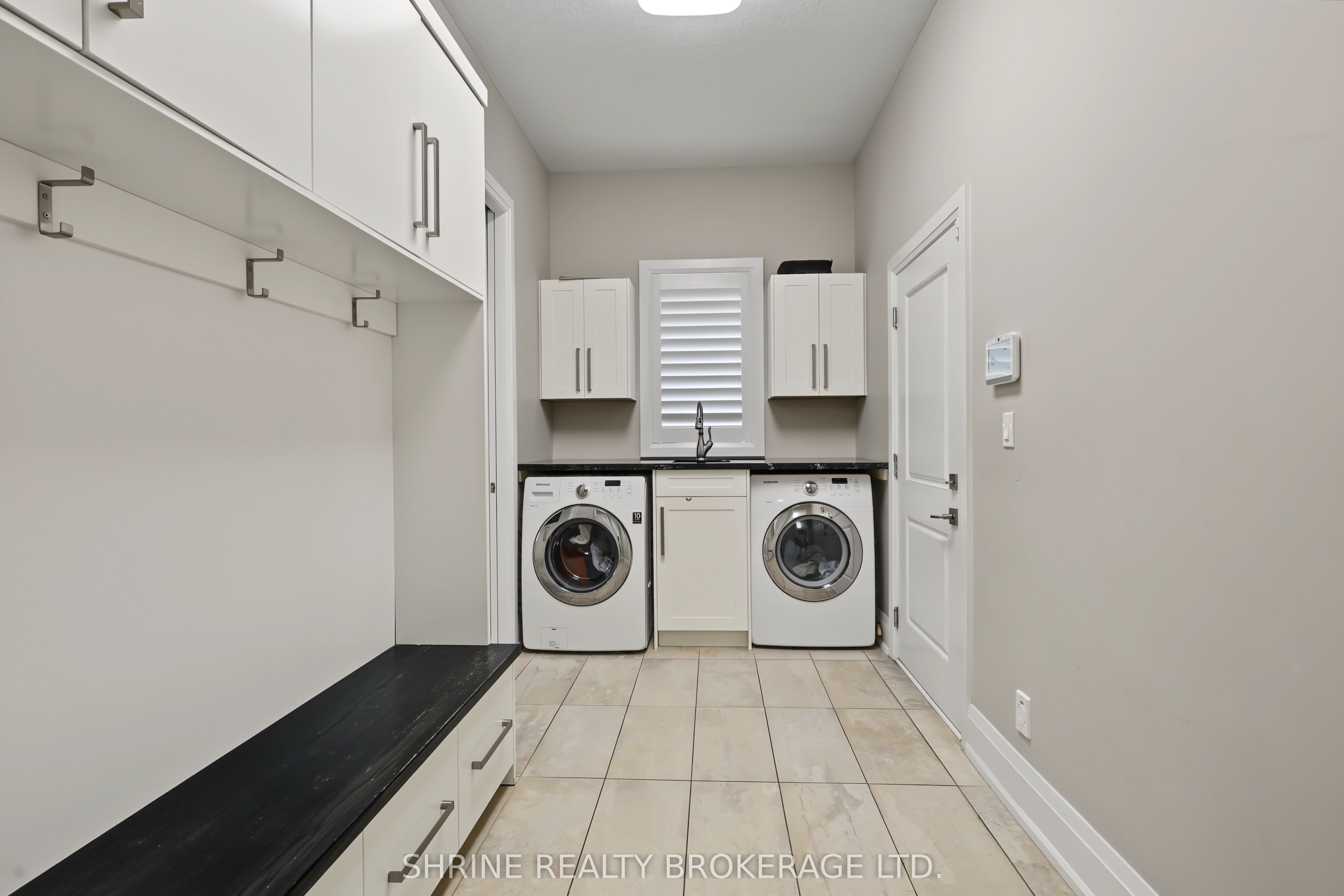 977 Longworth Road Property Photo 14