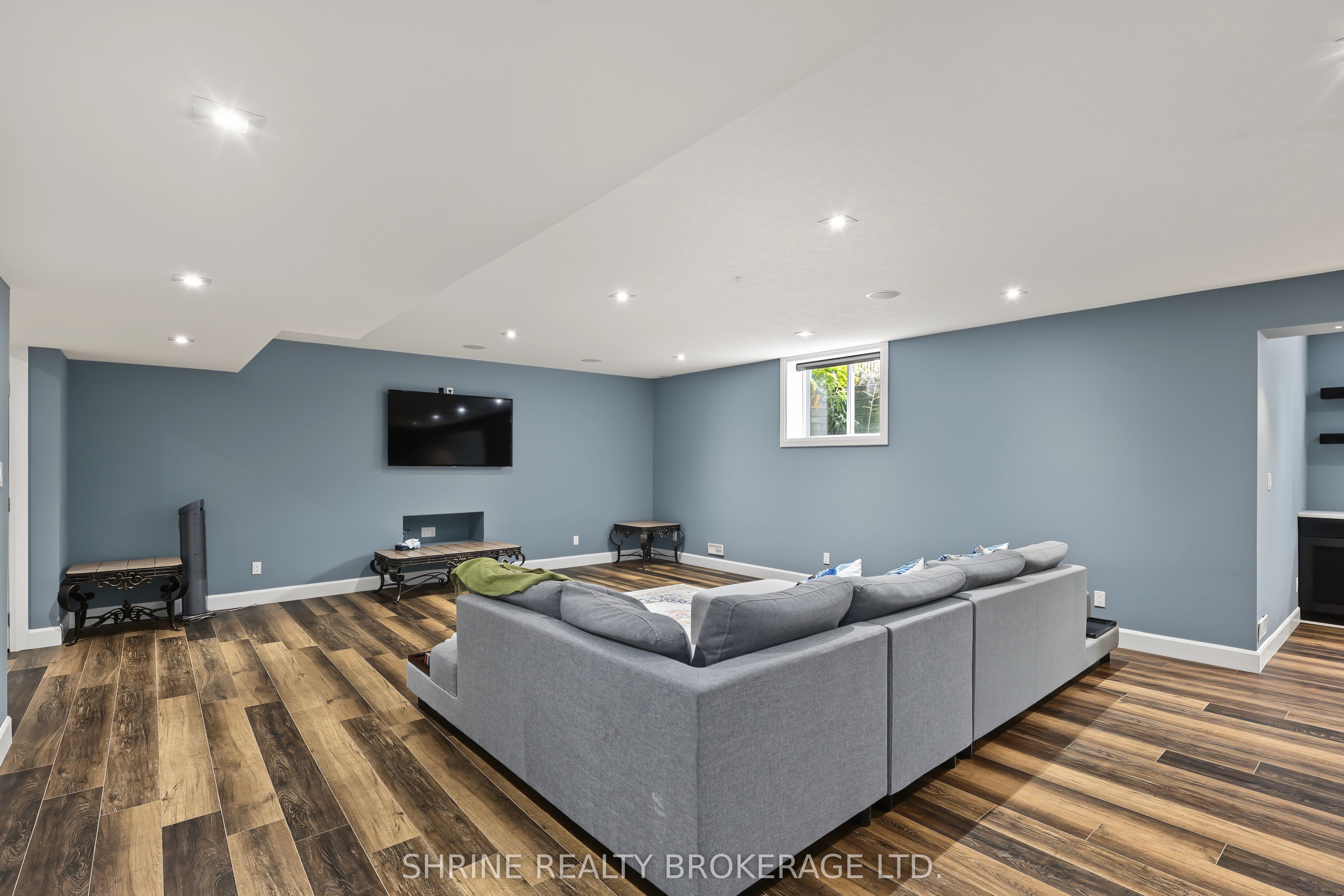 977 Longworth Road Property Photo 35