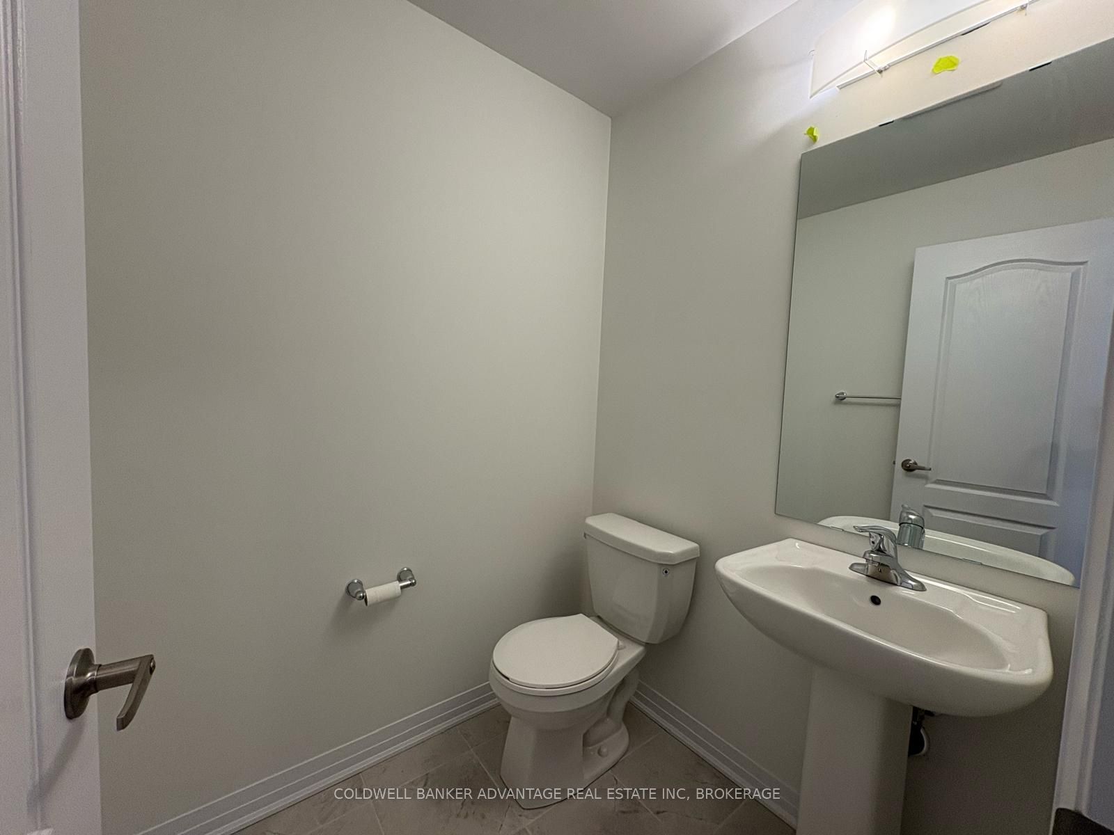 216 Port Crescent Property Photo 11