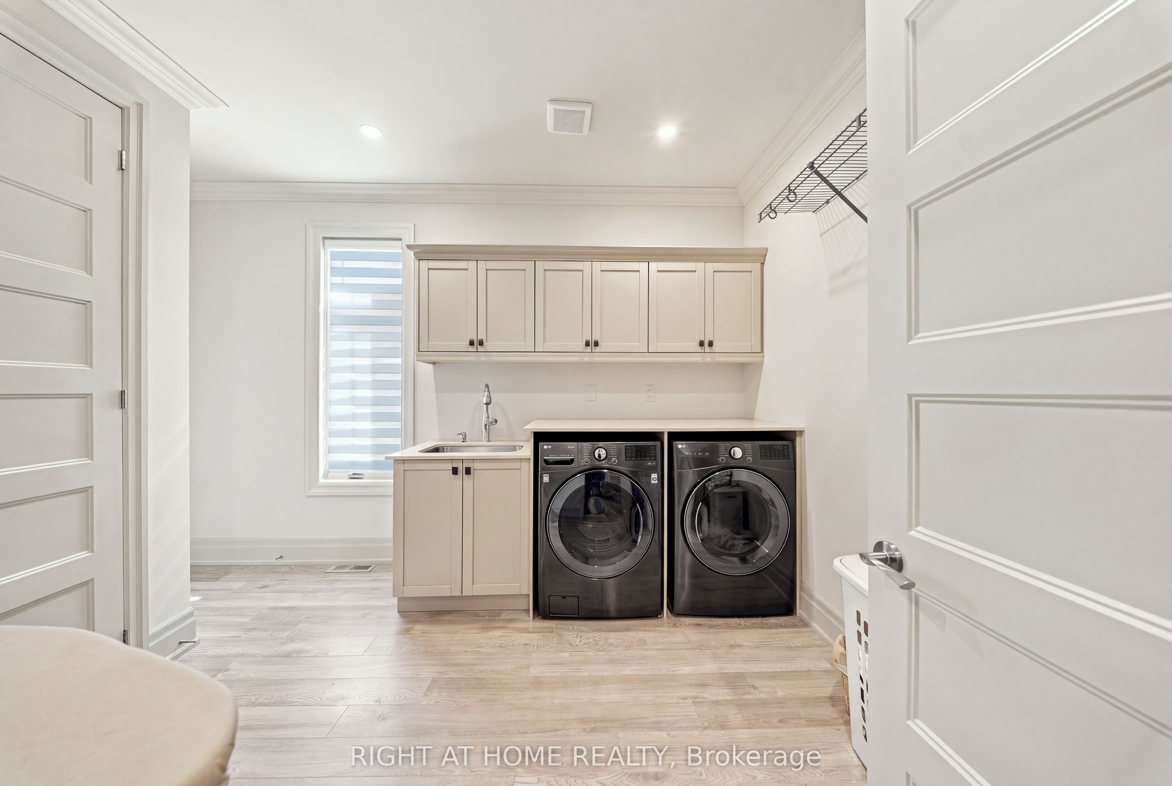 9 Wellers Way Property Photo 32