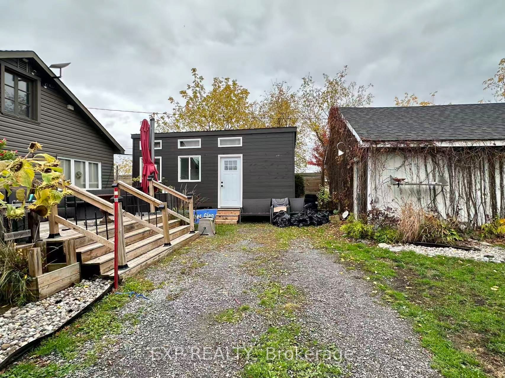 460 River Road Property Photo 7