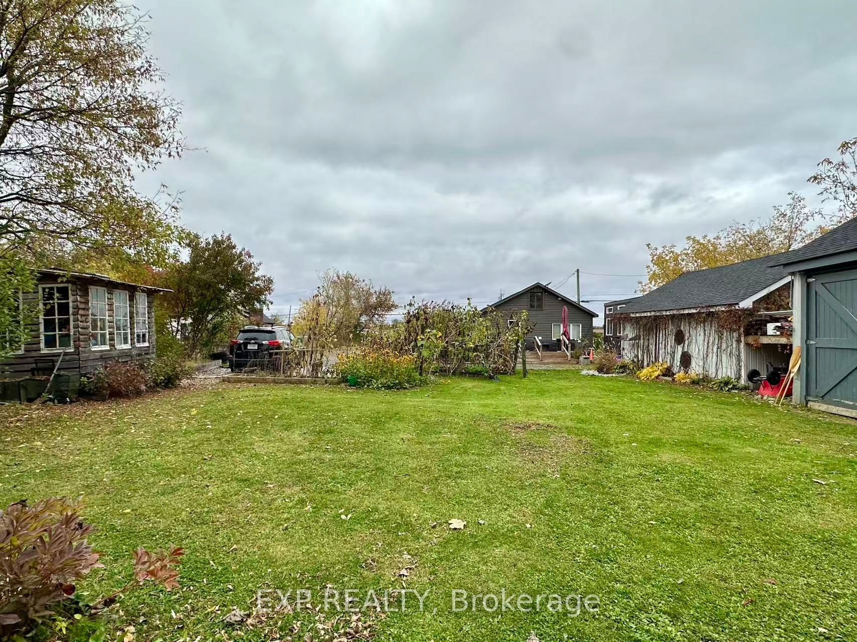 460 River Road Property Photo 10