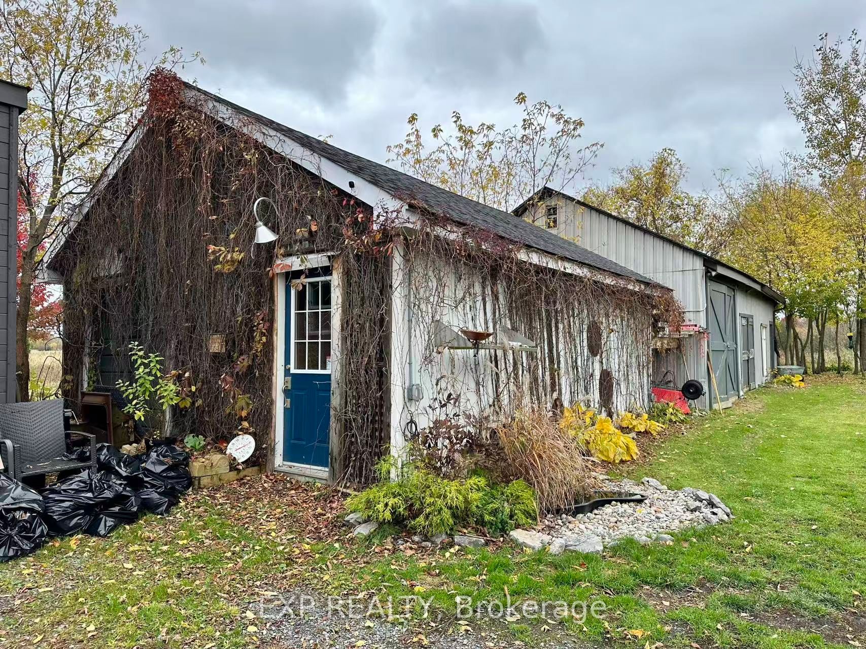 460 River Road Property Photo 11