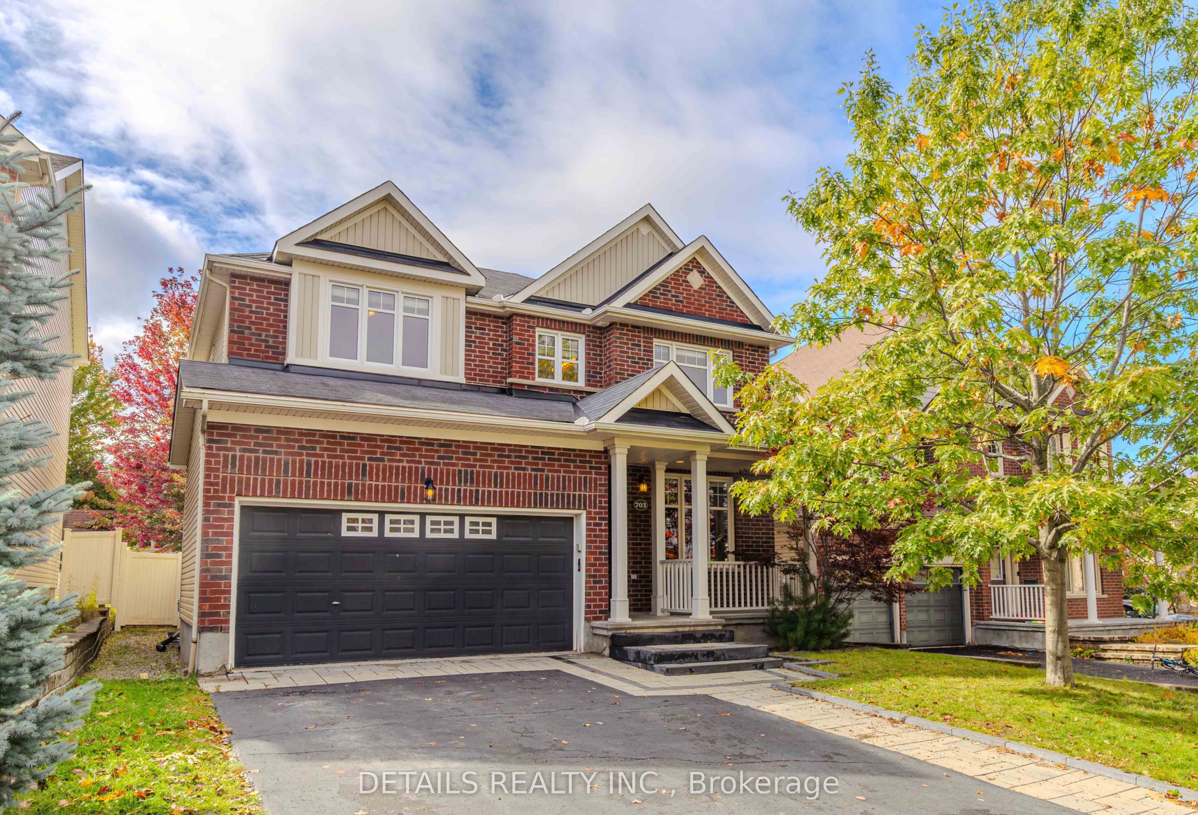703 Kilmar Crescent Property Photo 2