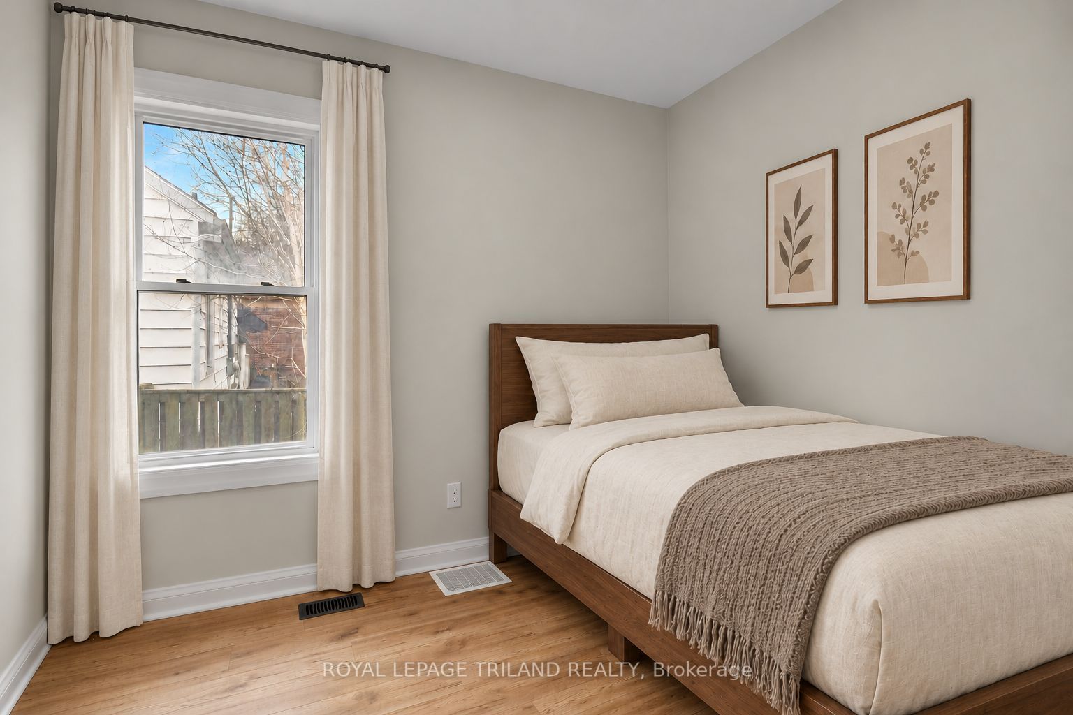1324 Brydges Street A Property Photo 4
