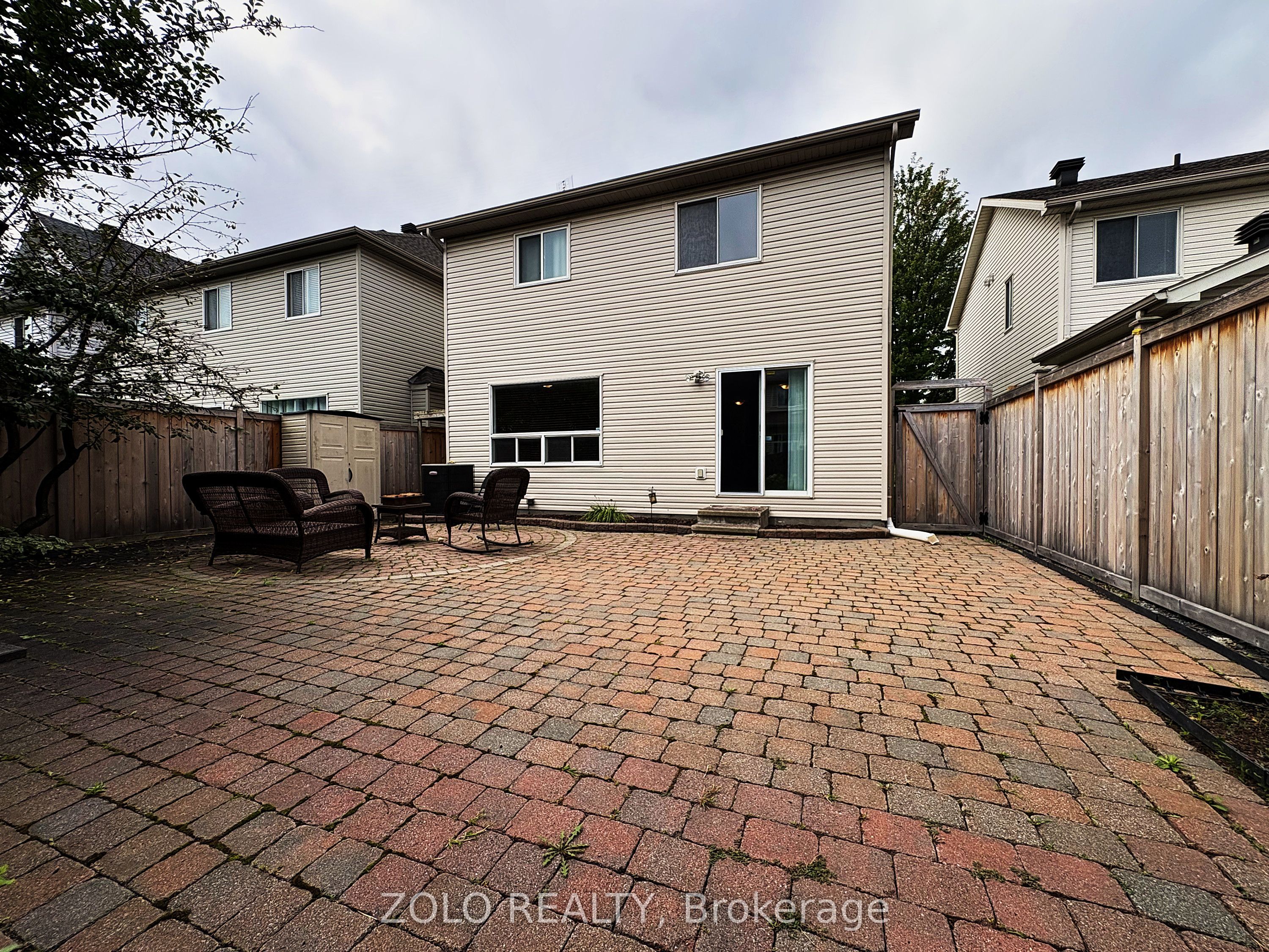 255 Stoneway Drive Property Photo 24