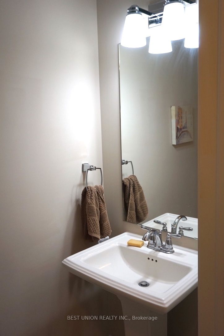133 St Leger Street Property Photo 6