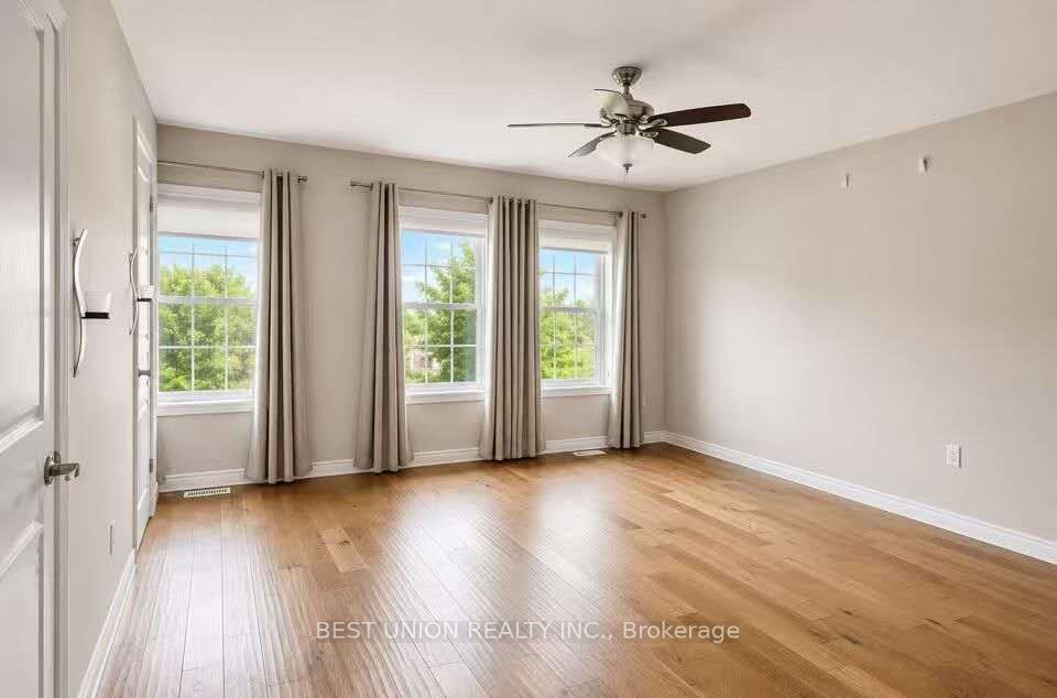 133 St Leger Street Property Photo 7