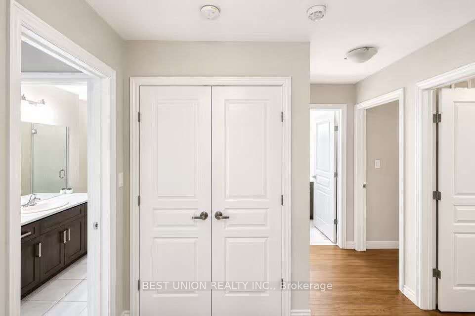133 St Leger Street Property Photo 13
