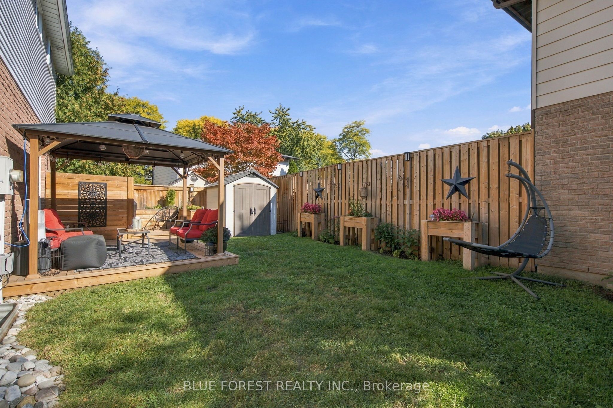 114 Hearthside Place Property Photo 30