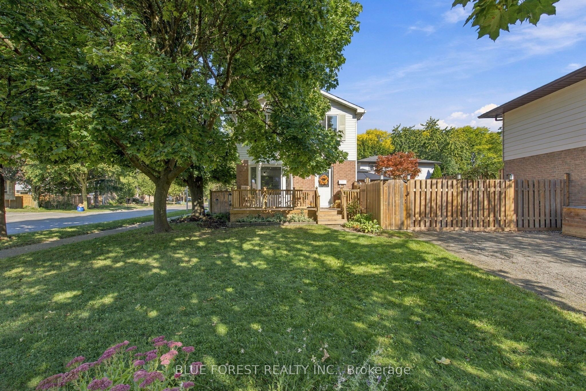 114 Hearthside Place Property Photo 36