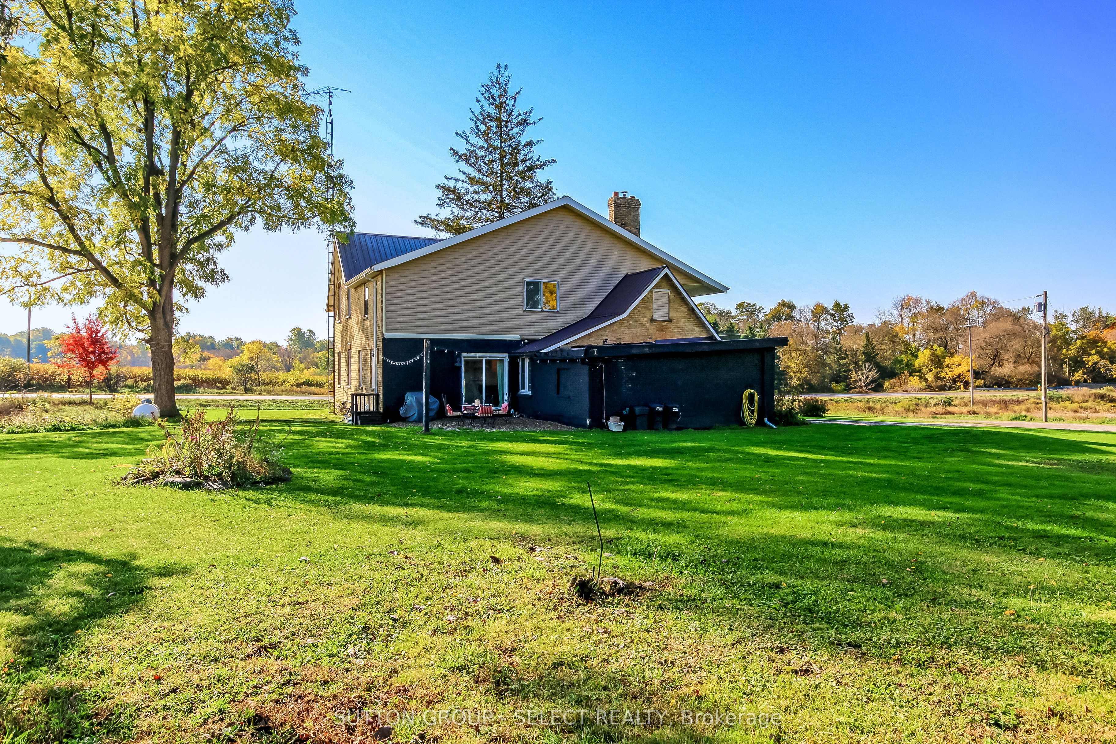 18038 Thorndale Road Property Photo 3