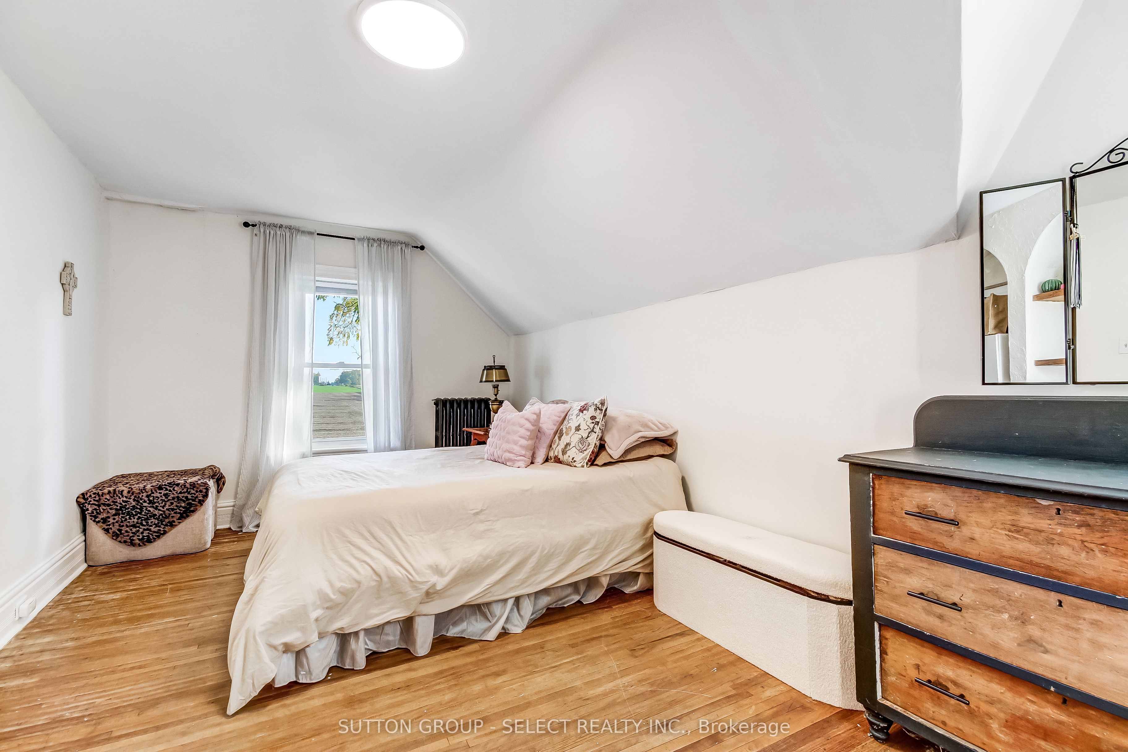 18038 Thorndale Road Property Photo 24