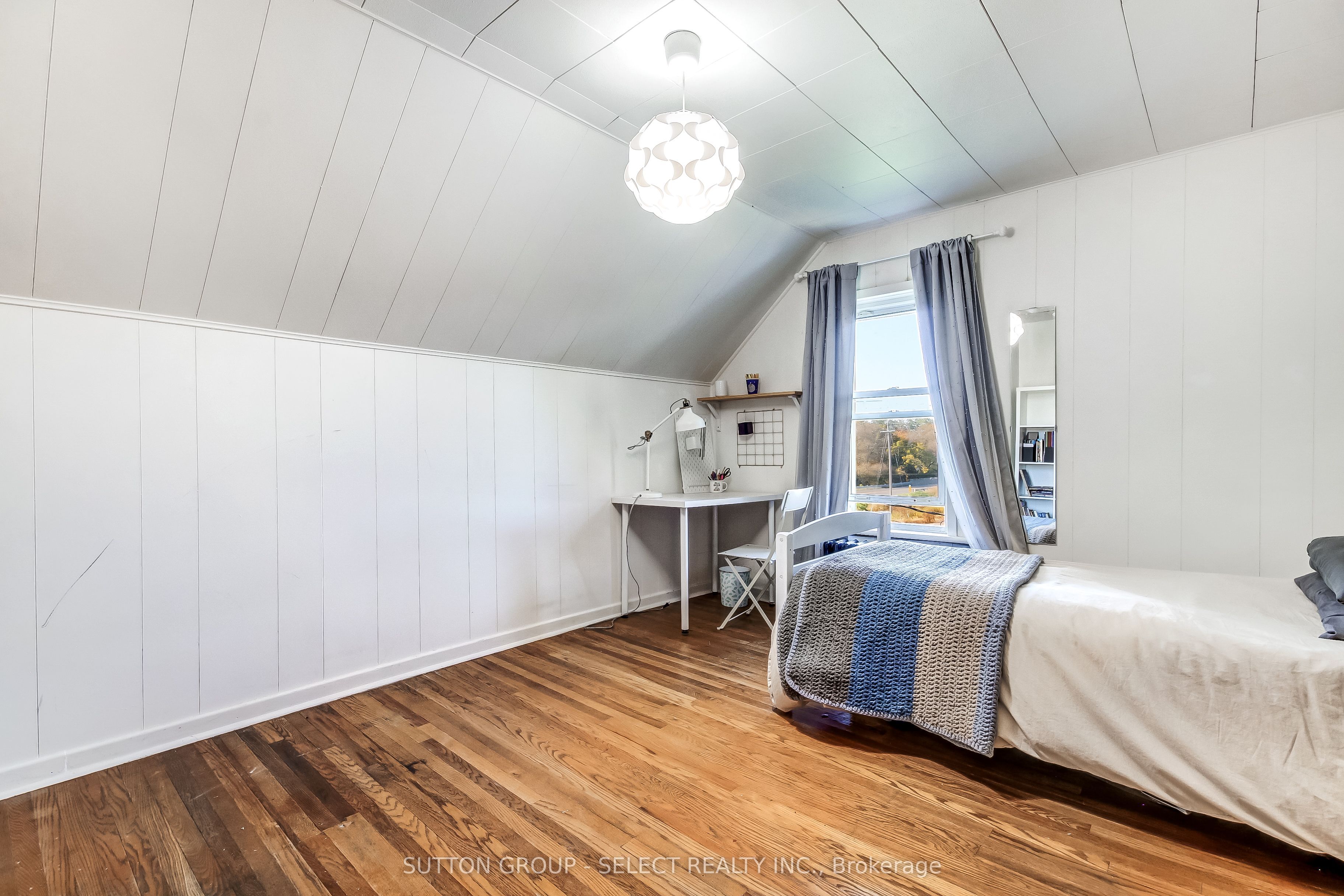 18038 Thorndale Road Property Photo 26