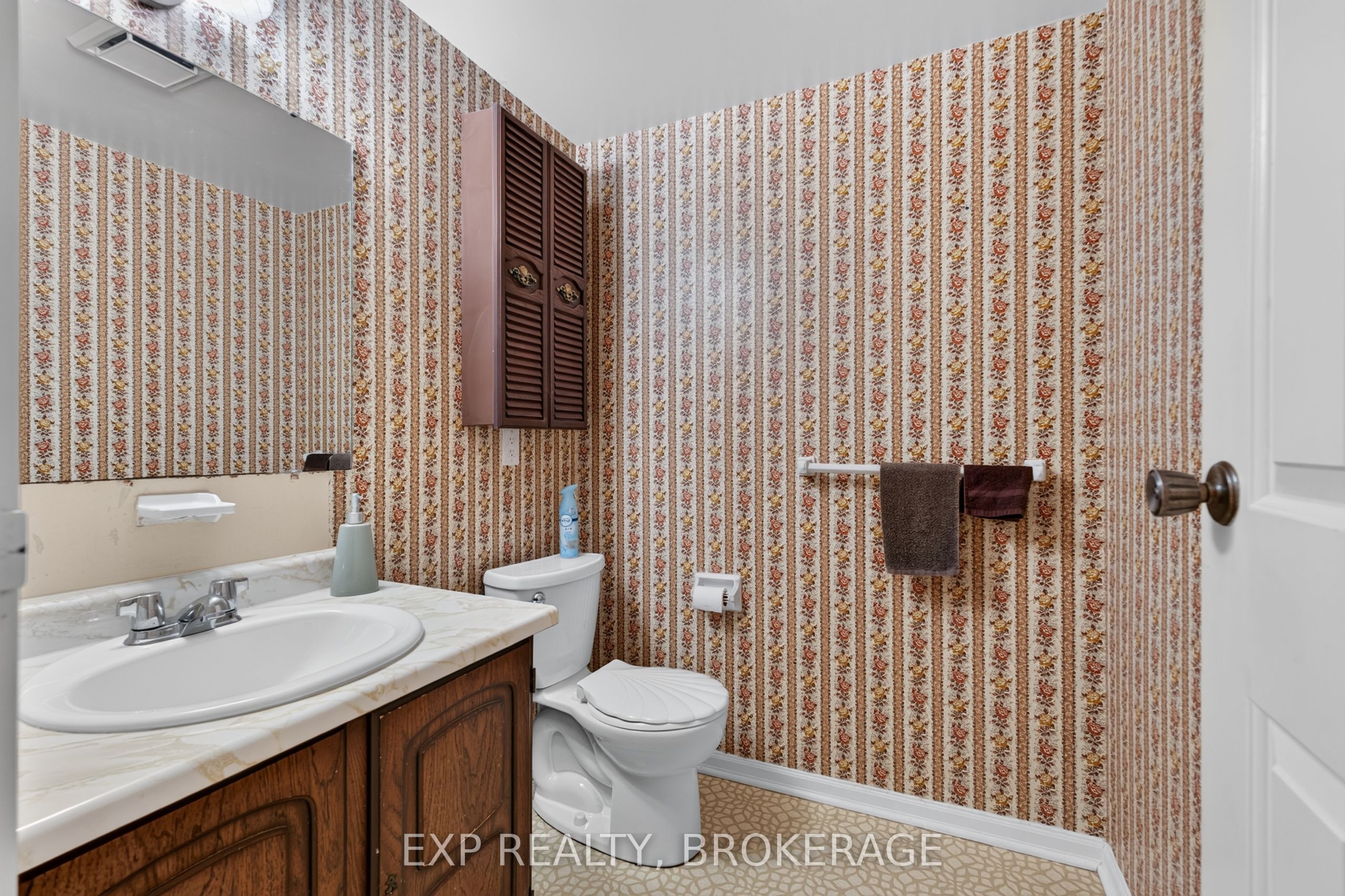 115 Wright Crescent 78 Property Photo 32