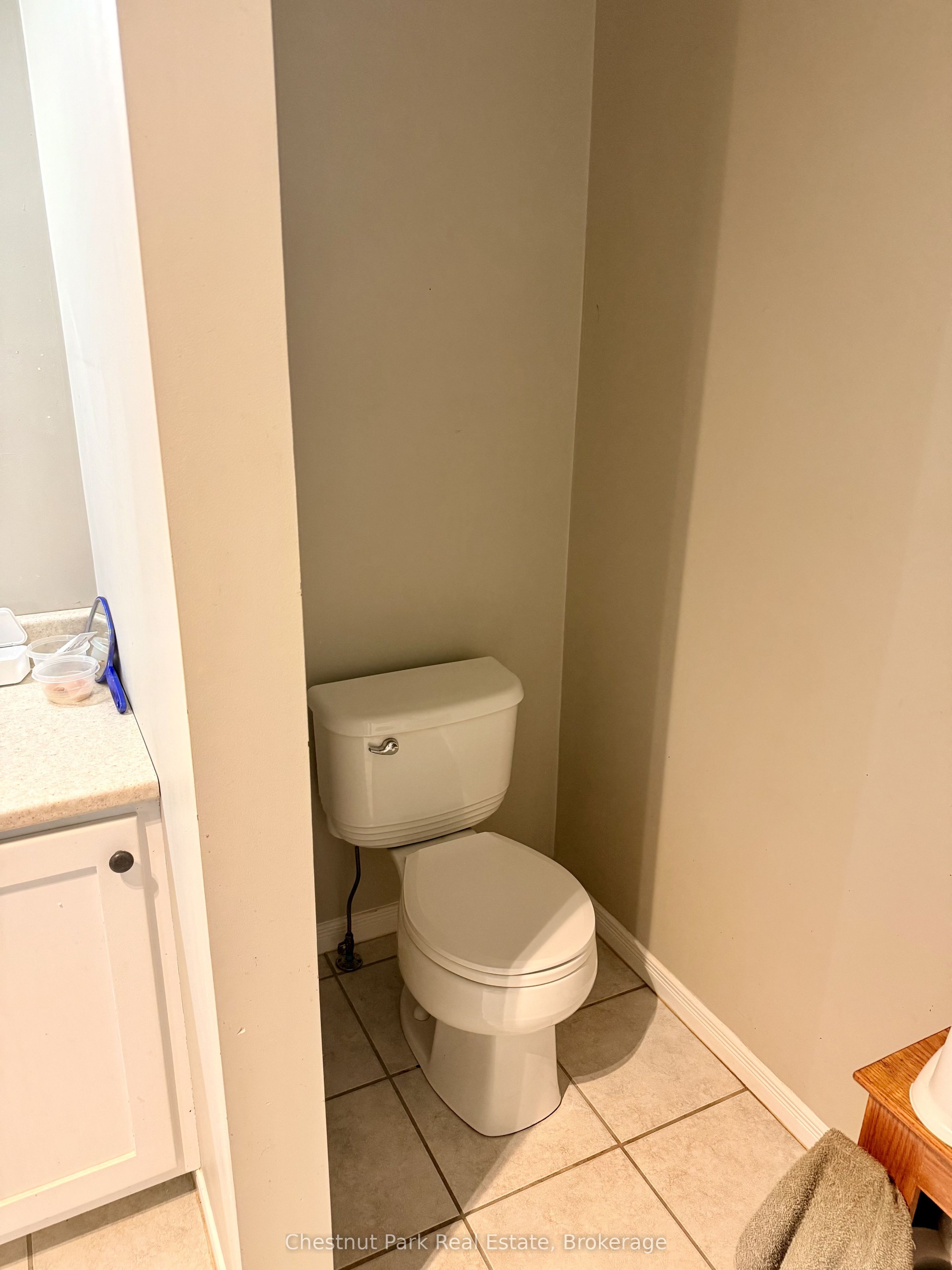 1041 Holiday Park Drive Property Photo 11