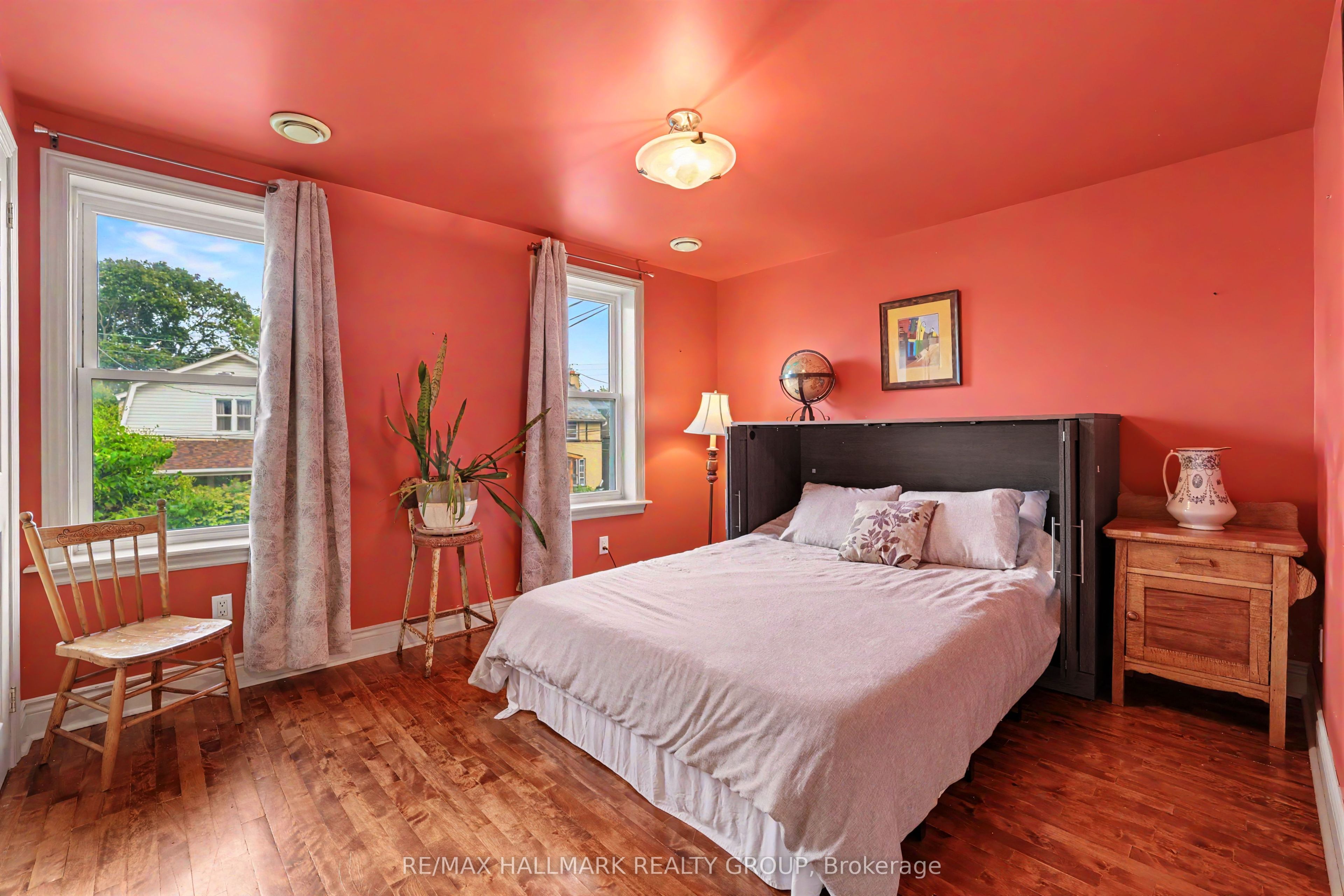 116 Hamilton Avenue N Property Photo 13