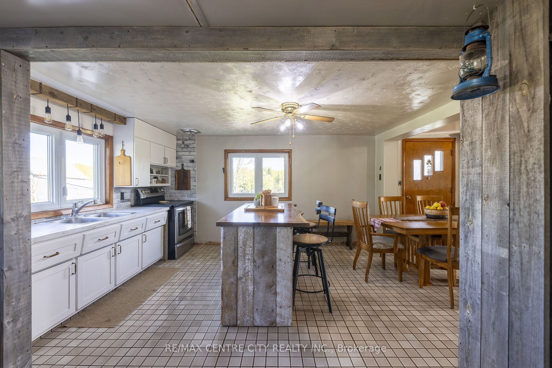 98 Whittaker Road Property Photo 32