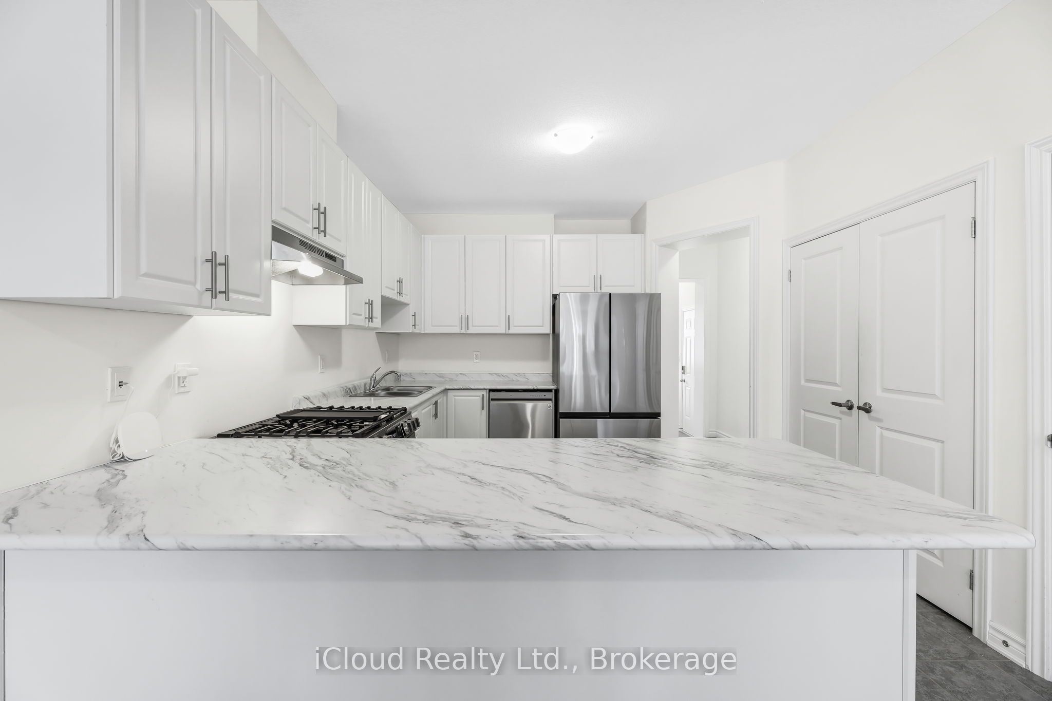 11 Harwood Street Property Photo 10