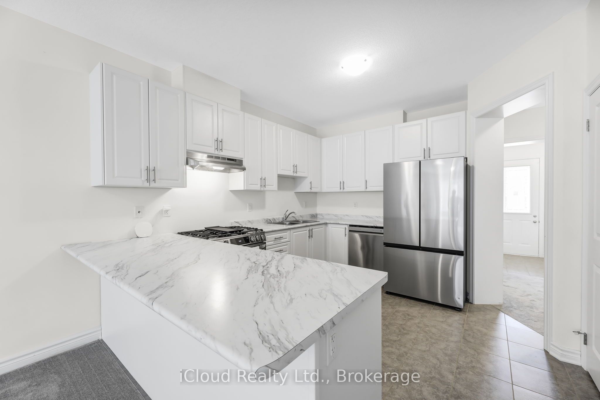 11 Harwood Street Property Photo 11