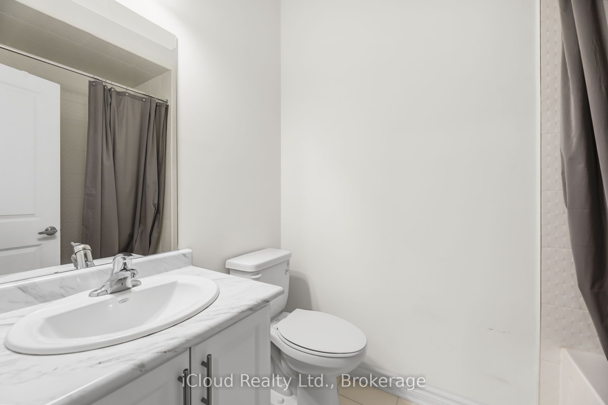 11 Harwood Street Property Photo 25