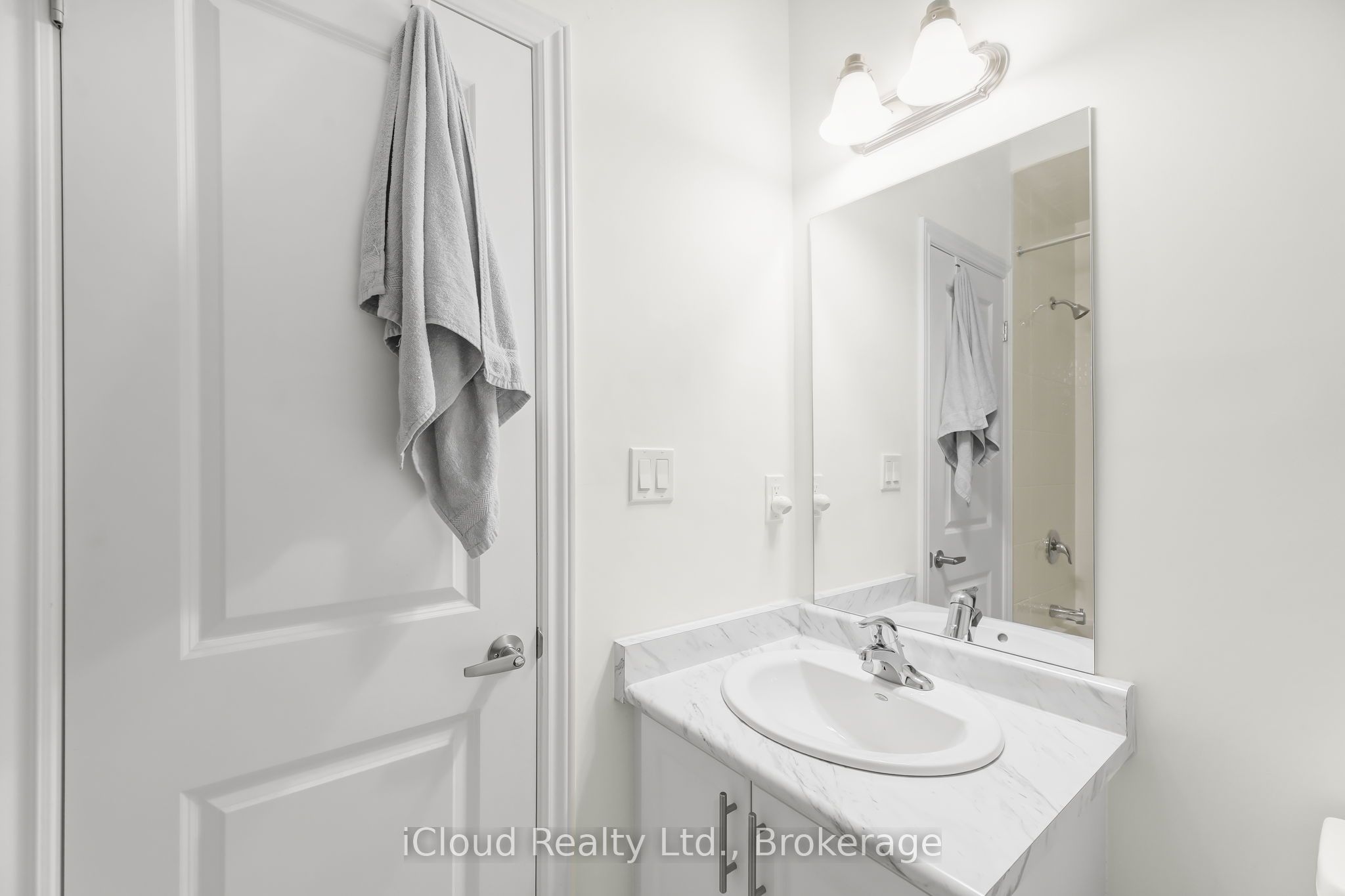 11 Harwood Street Property Photo 26