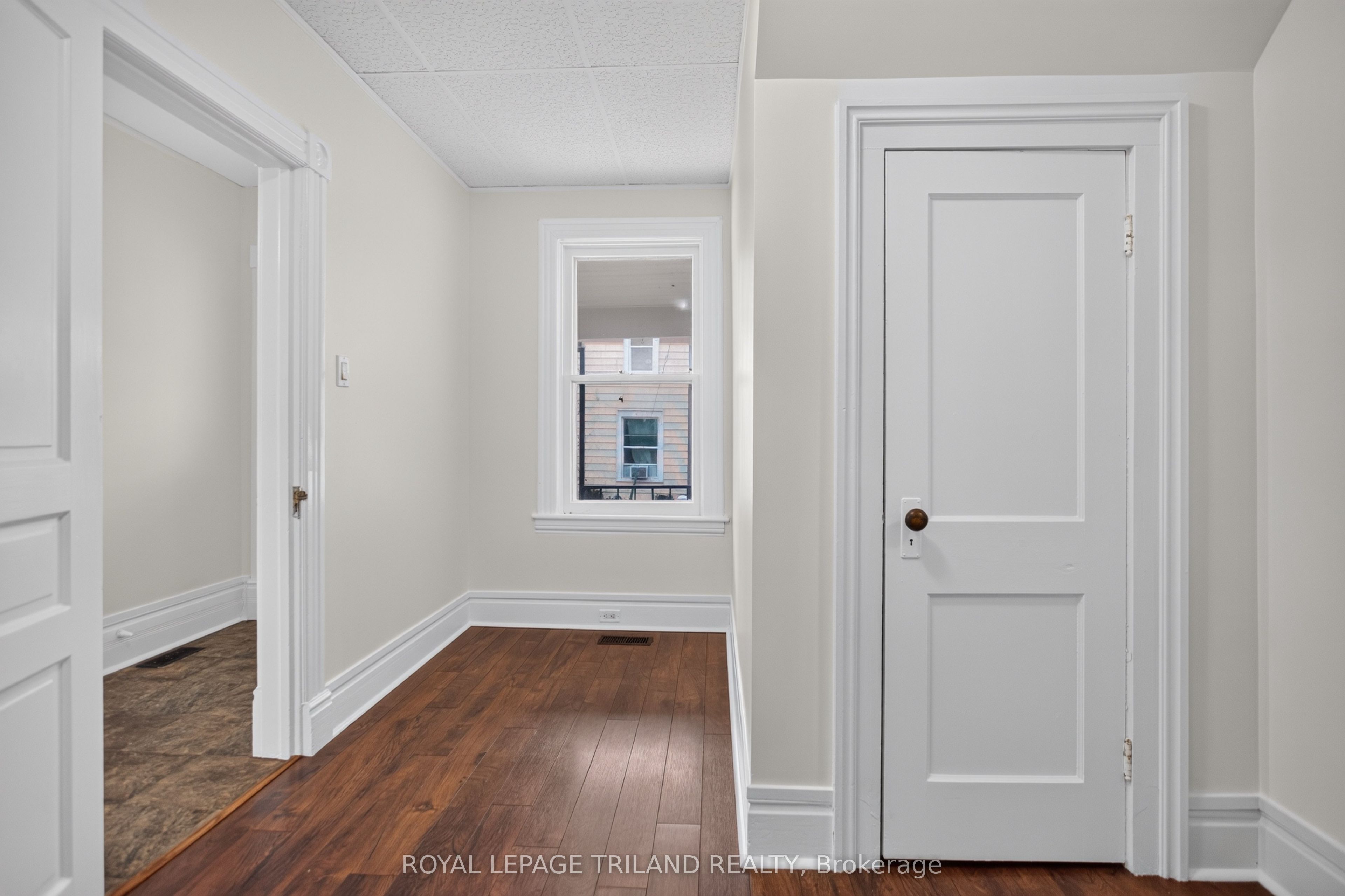 2.5 Antrim Street Property Photo 20